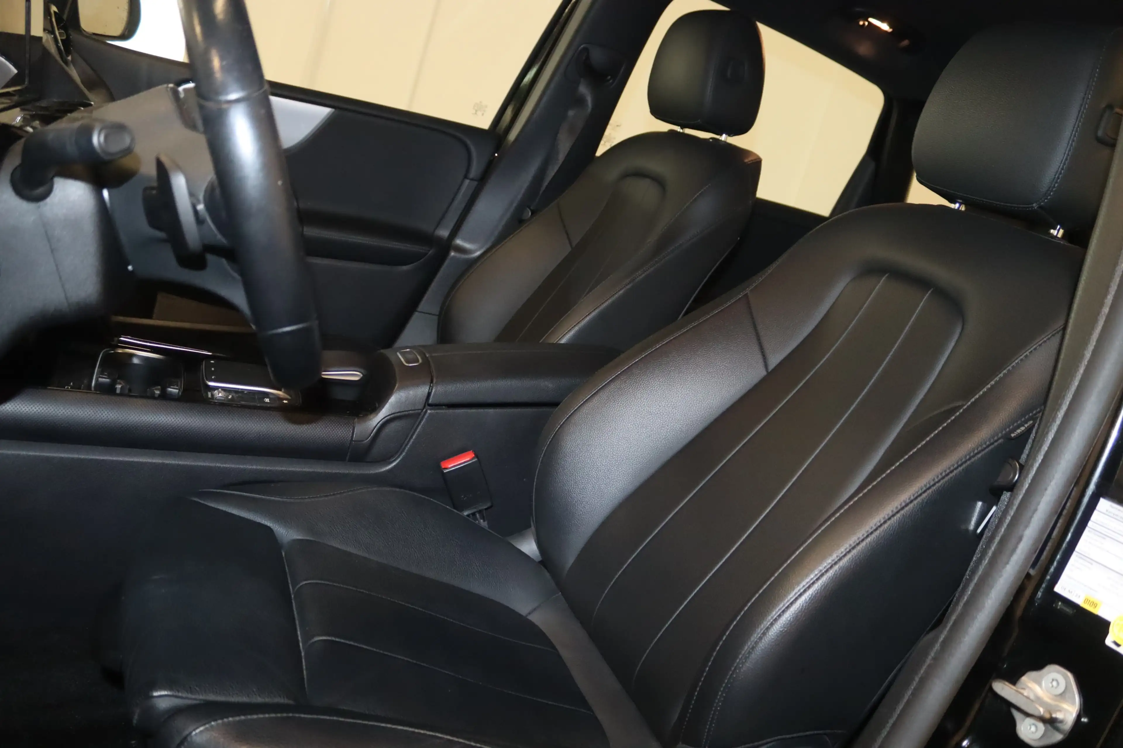 Mercedes-Benz B 200 d Taxi — photo 4