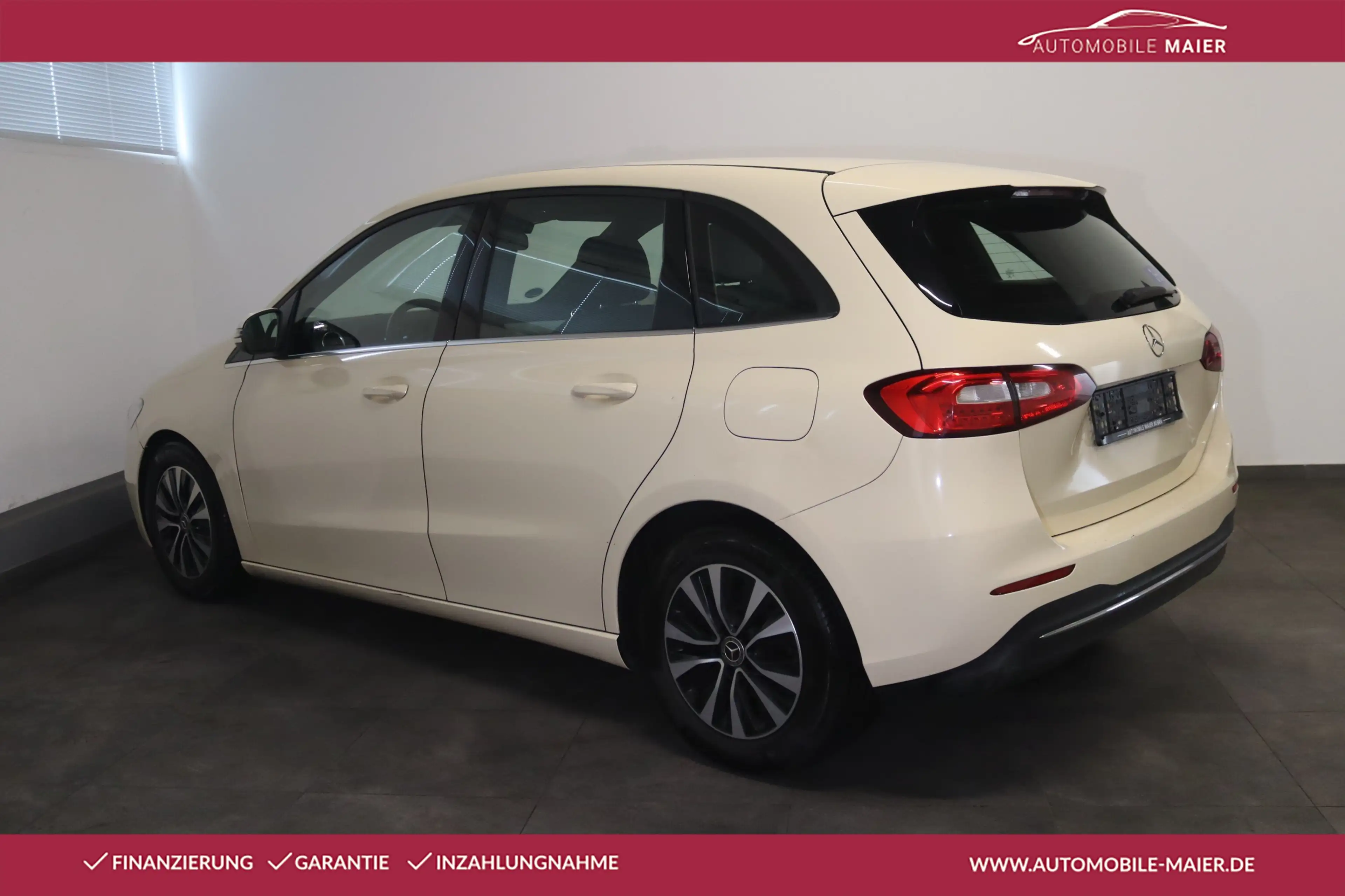 Mercedes-Benz B 200 d Taxi — photo 2