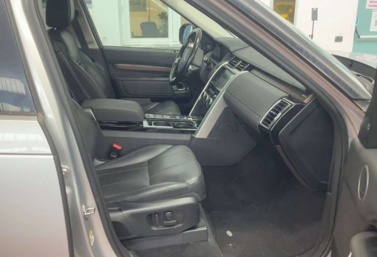 Land Rover Discovery D240 HSE Luxury -  - Joinsteer - #3