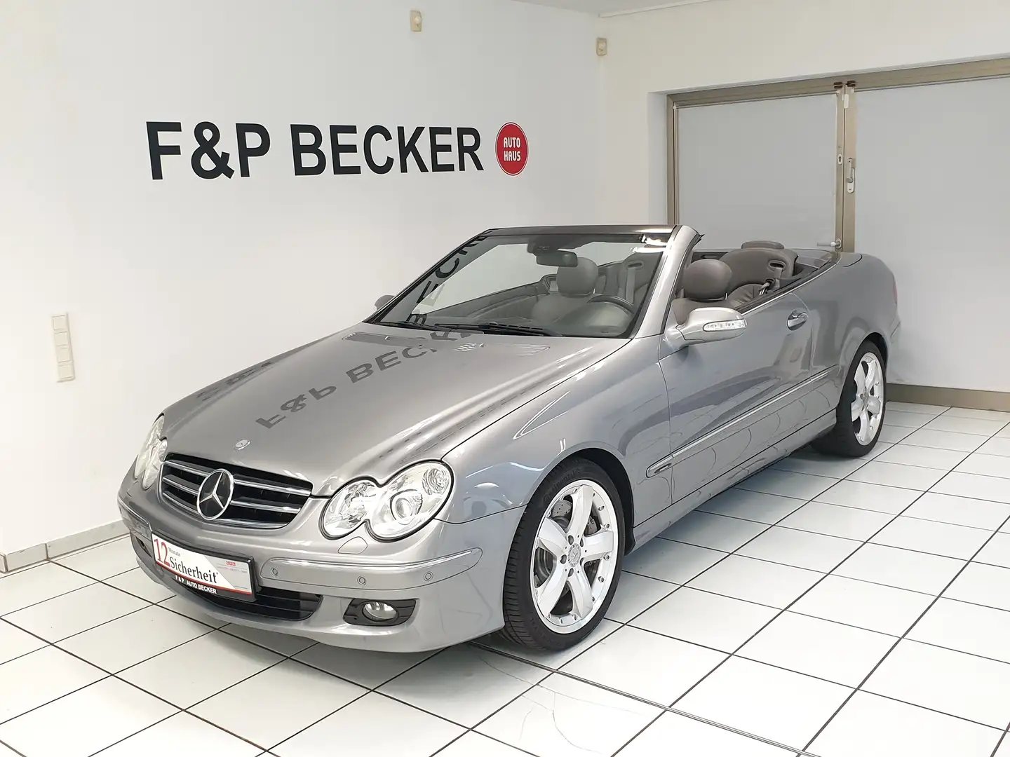 Mercedes-Benz CLK 500 Cabrio 7G Sport 2.Hand Scheckheft MB Deutsches KFZ Gris - 2