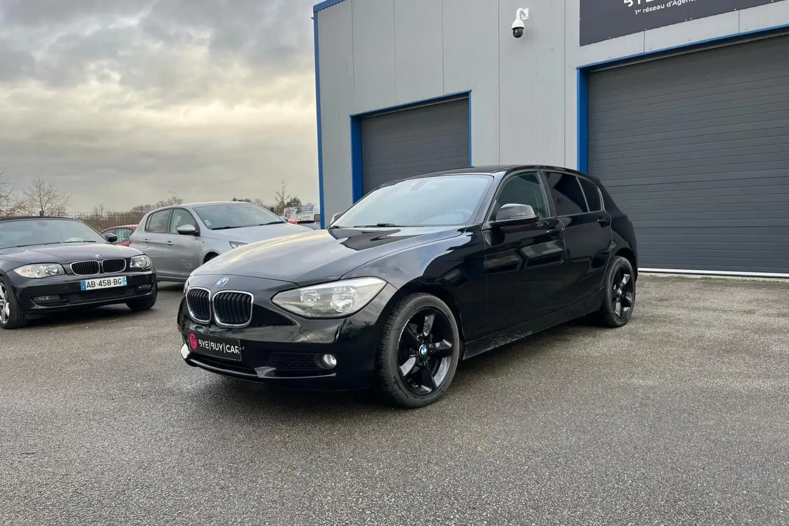 BMW 116 116i  136CH F20 Lounge GARANTIE 12 MOIS Noir - 1