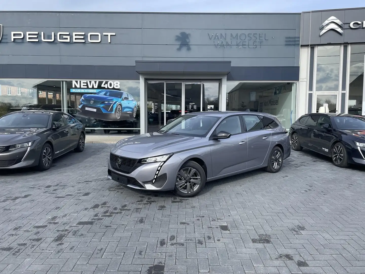 Peugeot 308 Active Pack Silber - 2