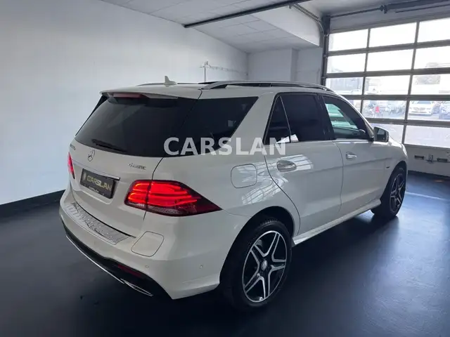 Mercedes-Benz GLE view 12