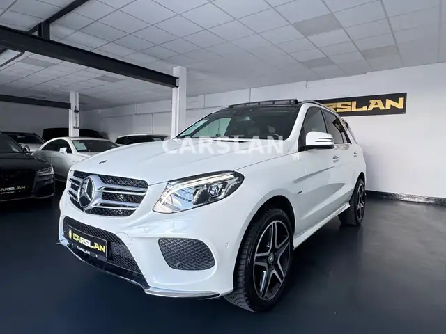 Mercedes-Benz GLE view 7
