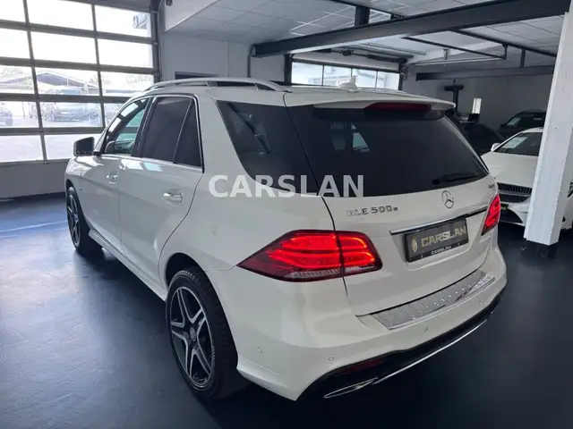 Mercedes-Benz GLE view 10