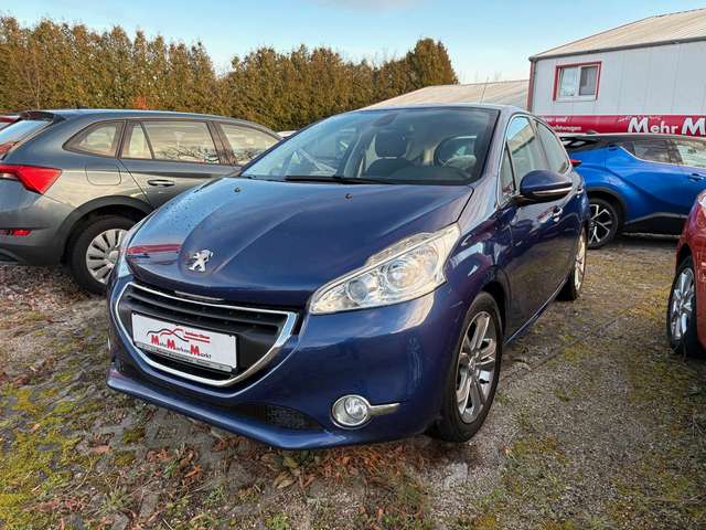 Imagine Peugeot 208 Allure+WR