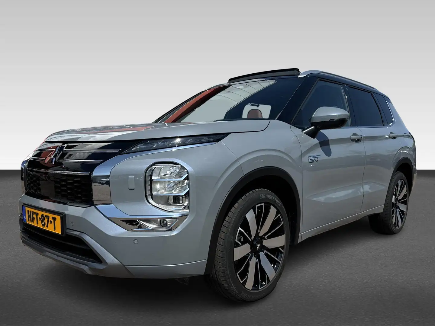 Mitsubishi Outlander 2.4 PHEV Instyle+ Gri - 2