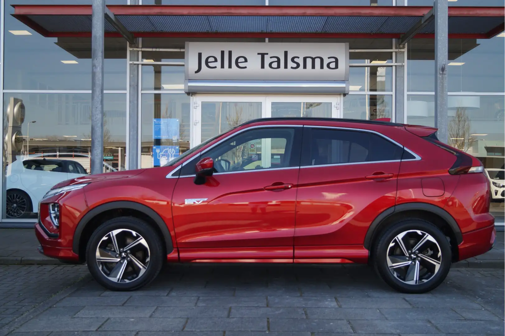 Mitsubishi Eclipse Cross 2.4 PHEV | Leer | Panoramadak | Stoelverwarming Rood - 2