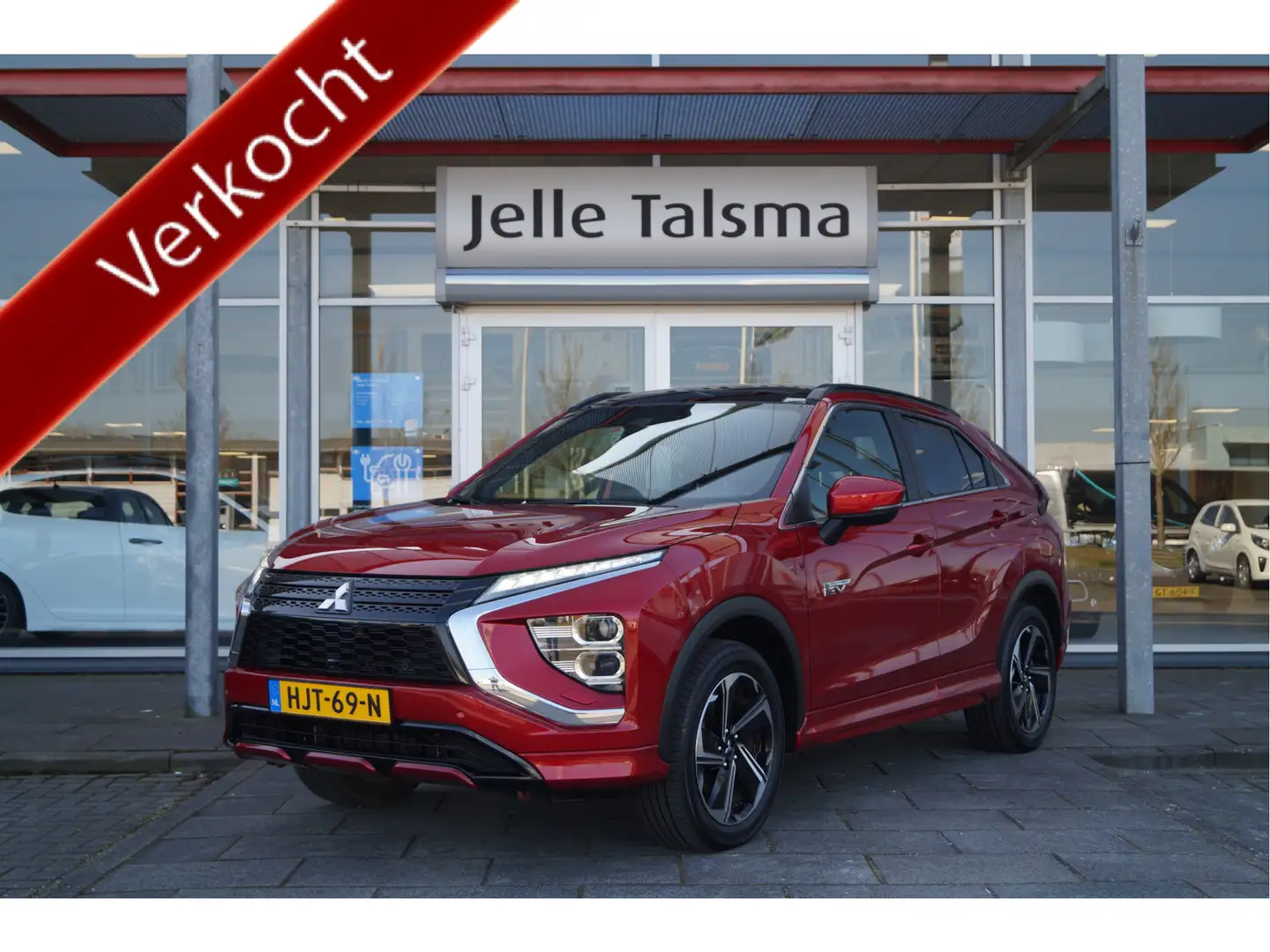 Mitsubishi Eclipse Cross 2.4 PHEV | Leer | Panoramadak | Stoelverwarming Rood - 1