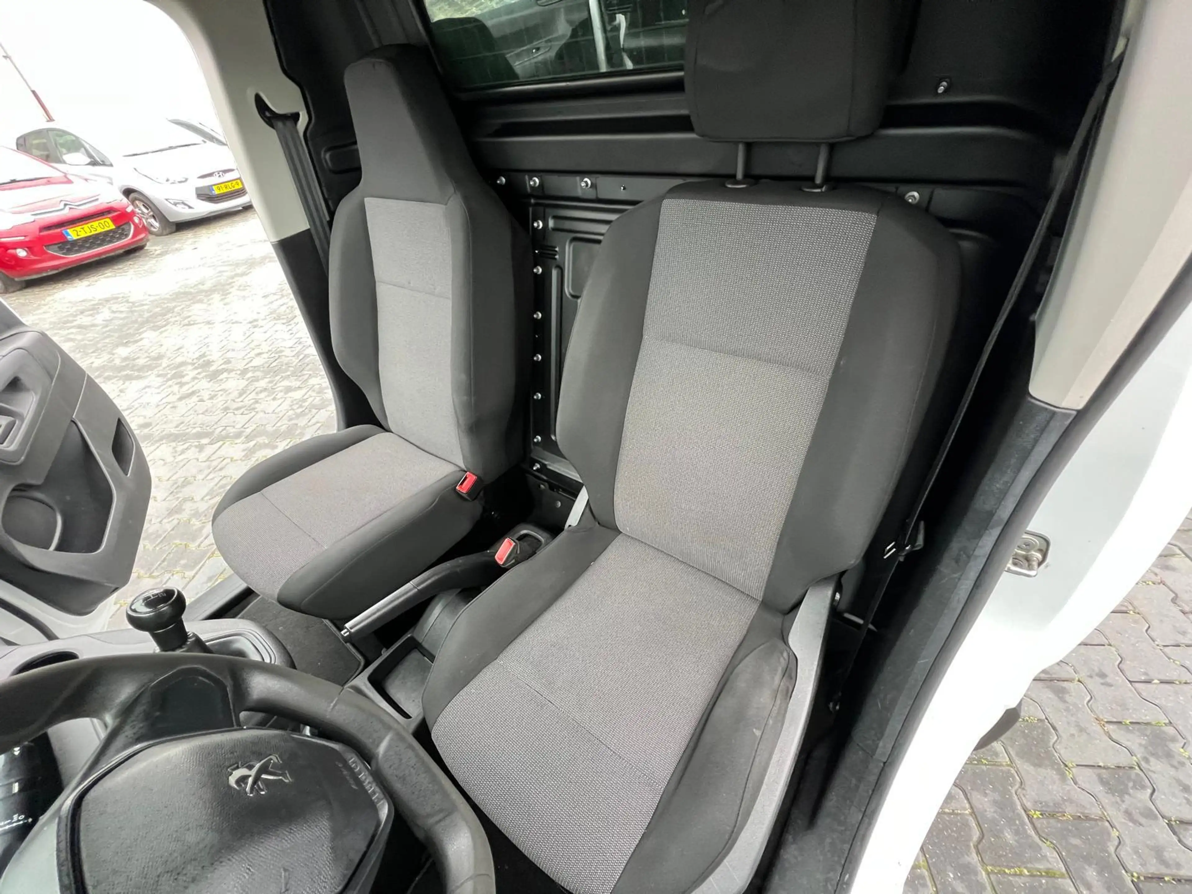 Peugeot Partner 1.5 BLUEHDI PRO AIRCO 148.170KM-NAP — photo 9