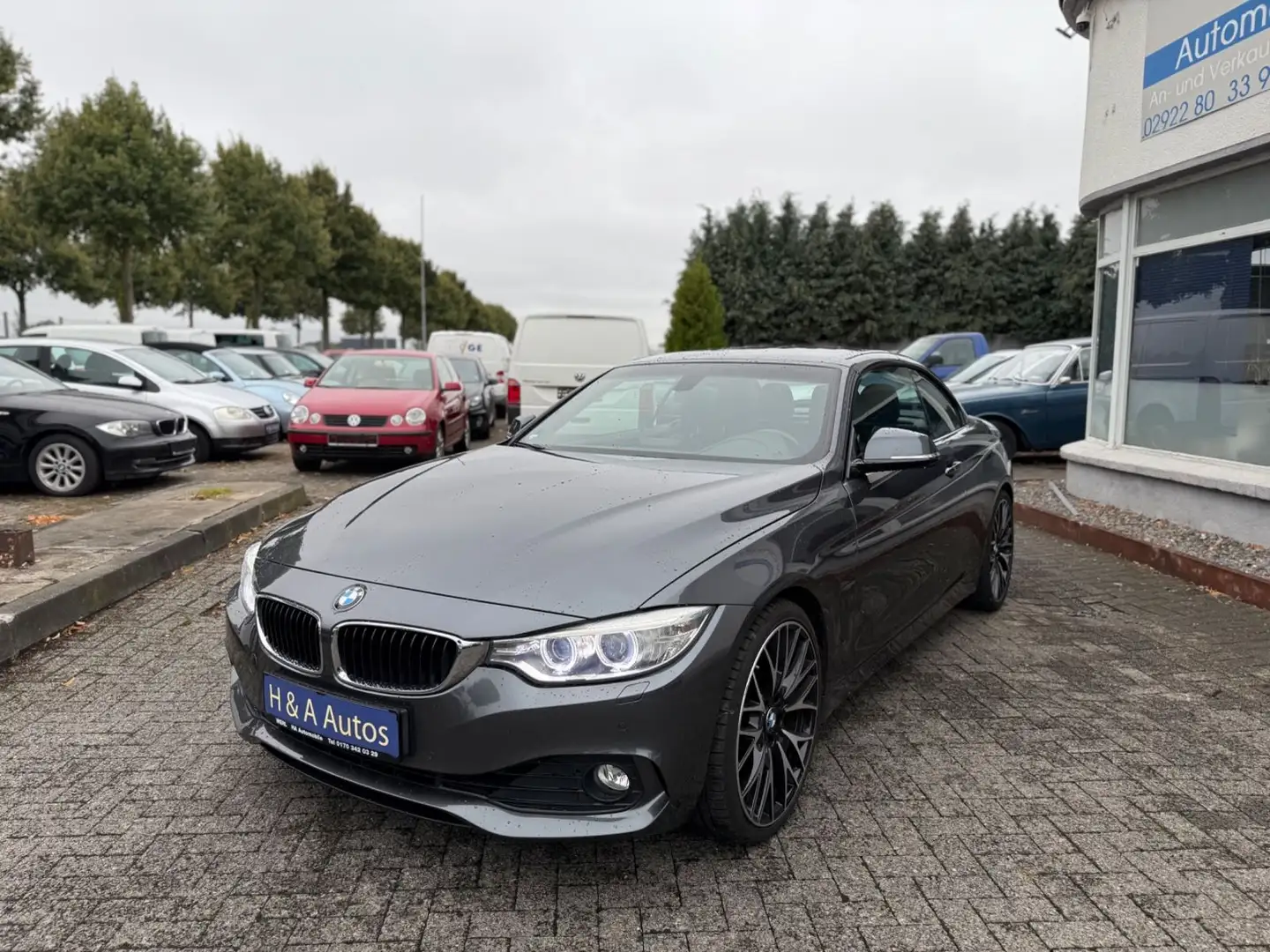 BMW 420 i Cabrio Automatik | Navi | Leder | Xenon Grau - 2