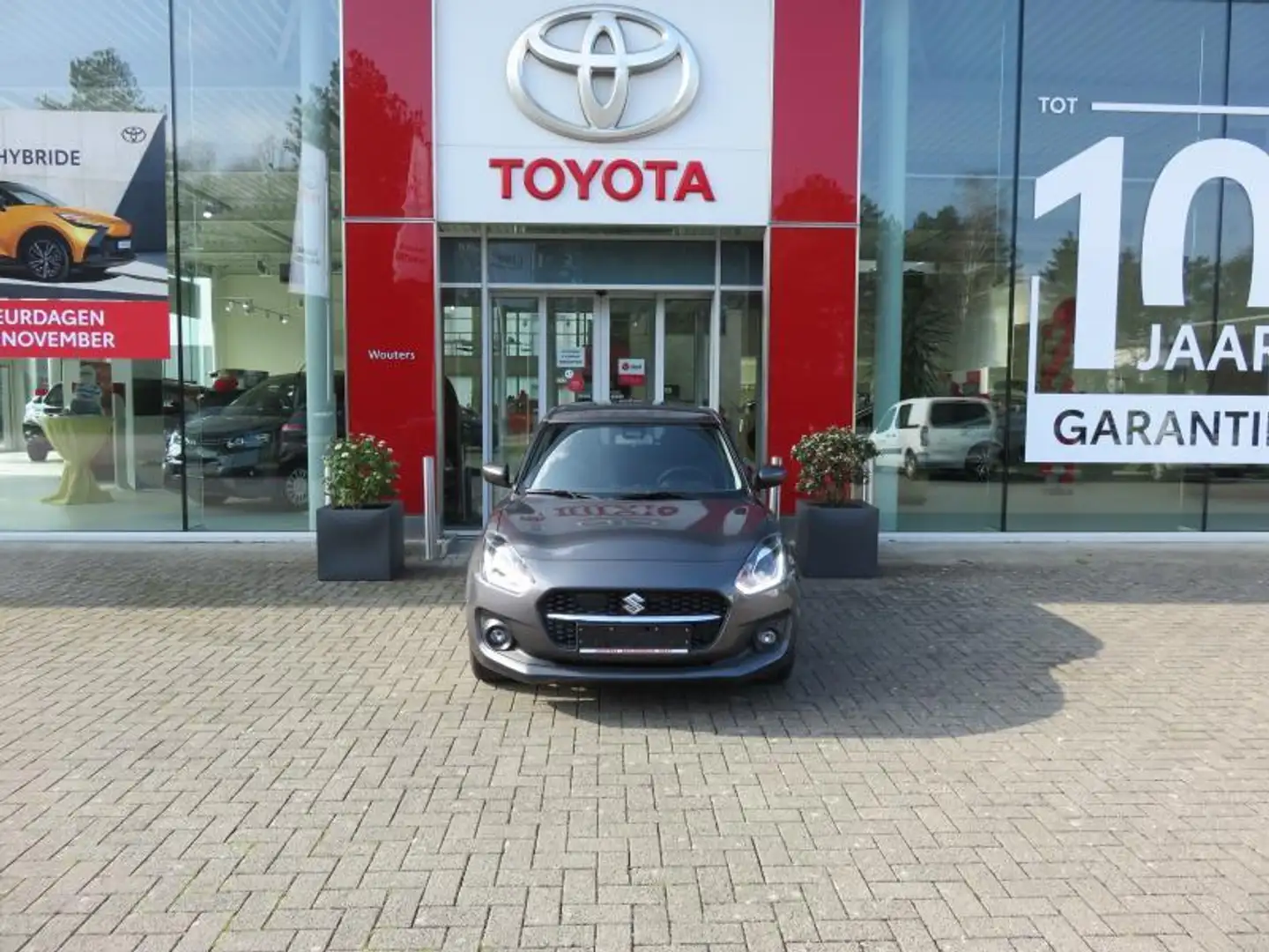 Suzuki Swift 1.2 Hybr. GL+ Gris - 2