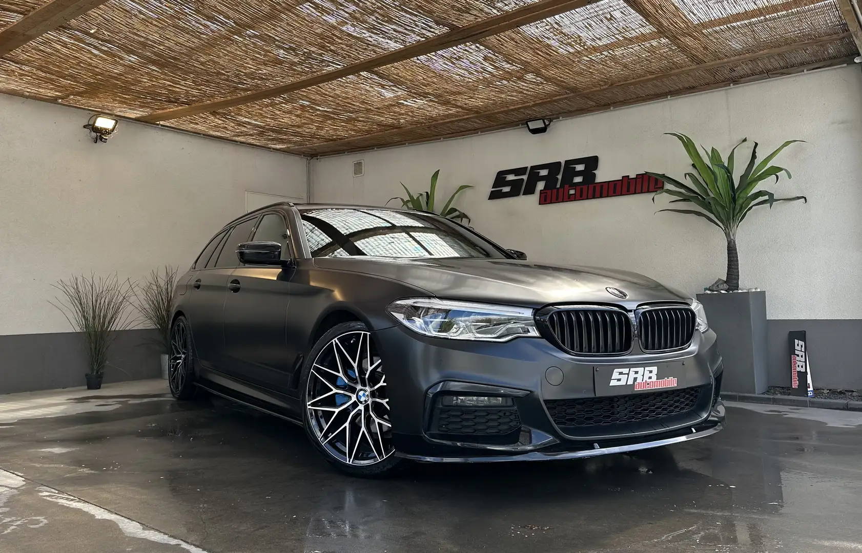 BMW 520 BMW 520dA Pack M Performance - 1