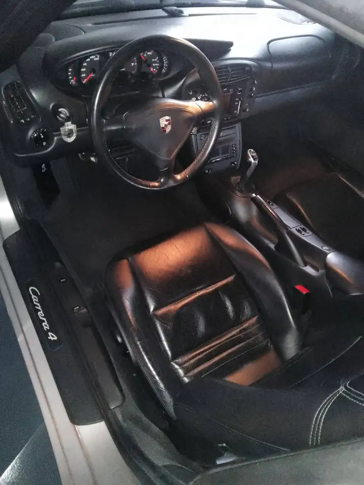 Porsche 996 CARRERA 4 MANUAL, foto 4