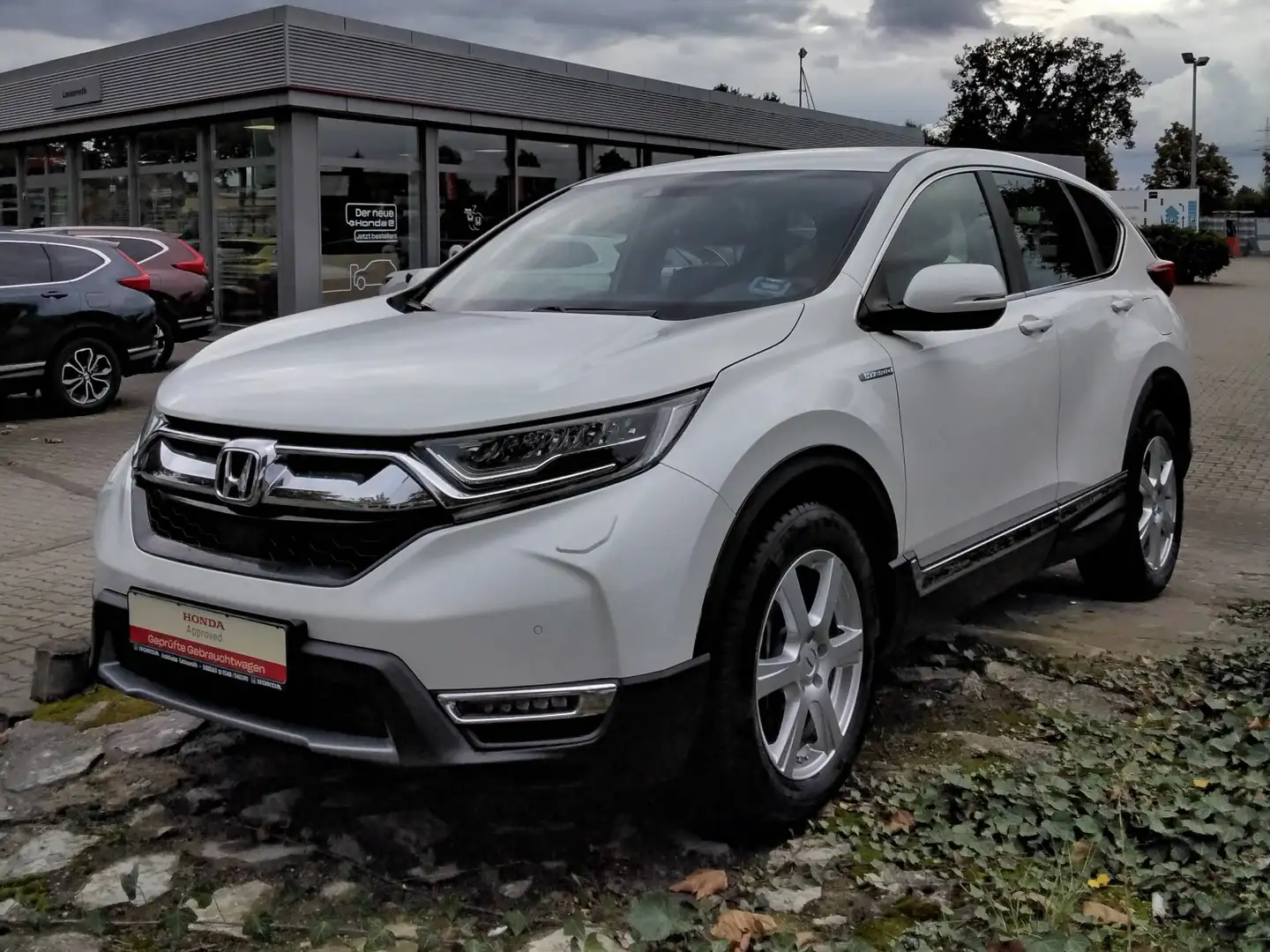 Honda CR-V 2.0 i-MMD Hybrid 2WD Elegance Bílá - 1