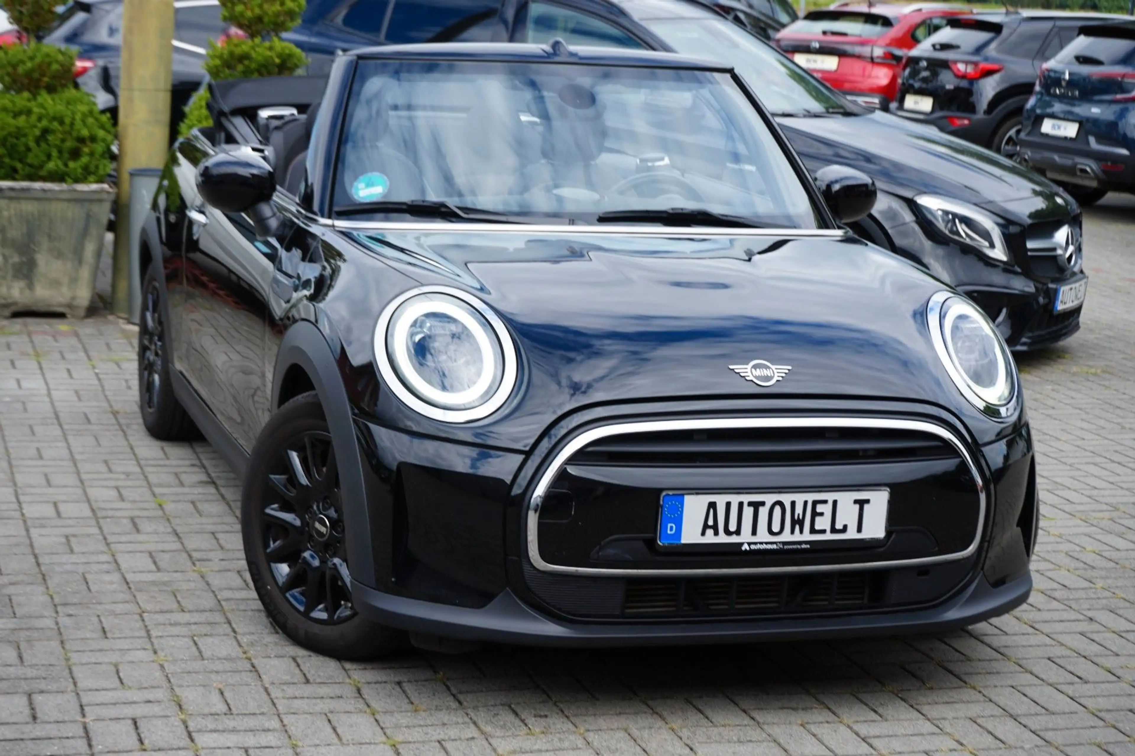 MINI One One Cabrio MINI Yours Trim