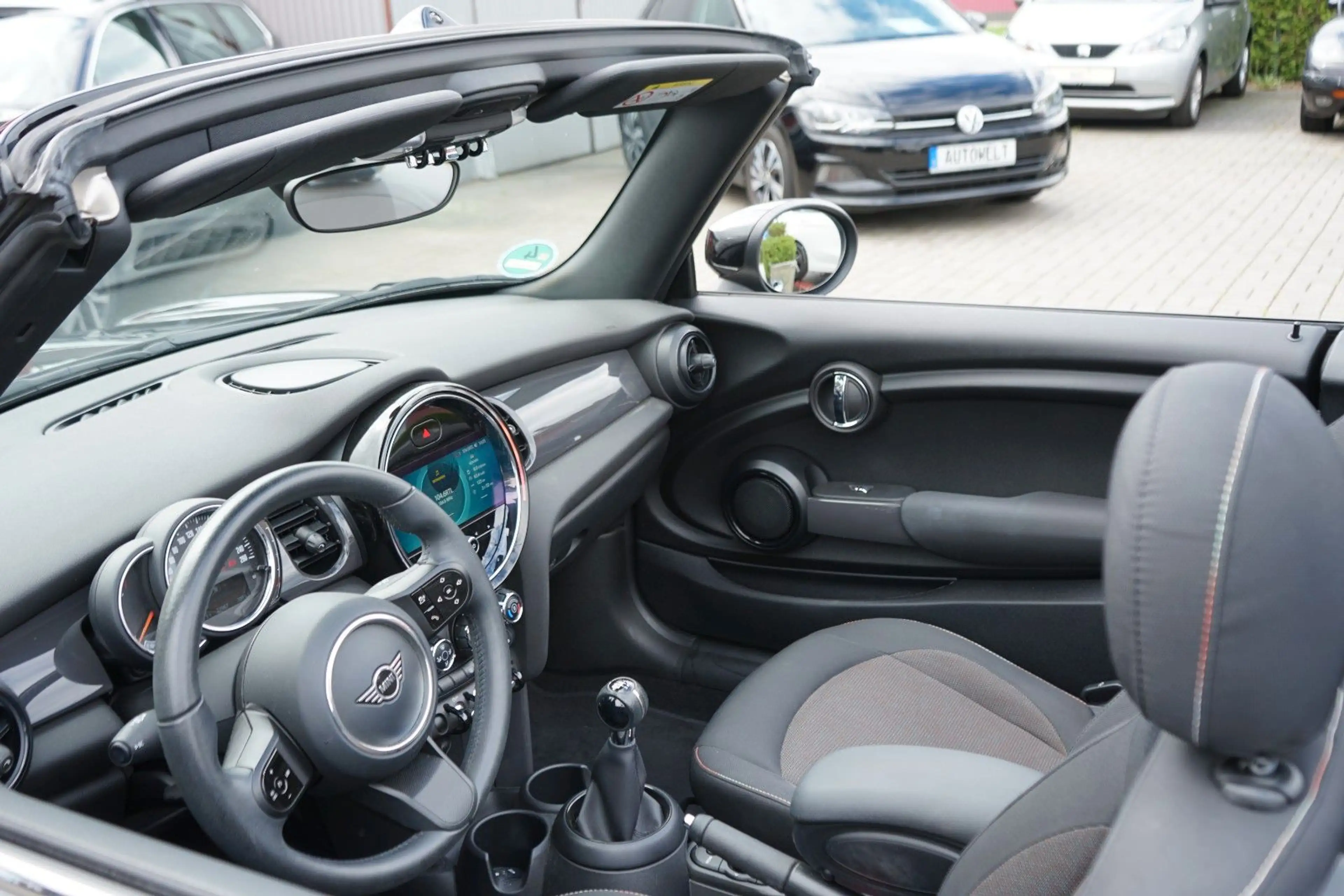 MINI One One Cabrio MINI Yours Trim — photo 14