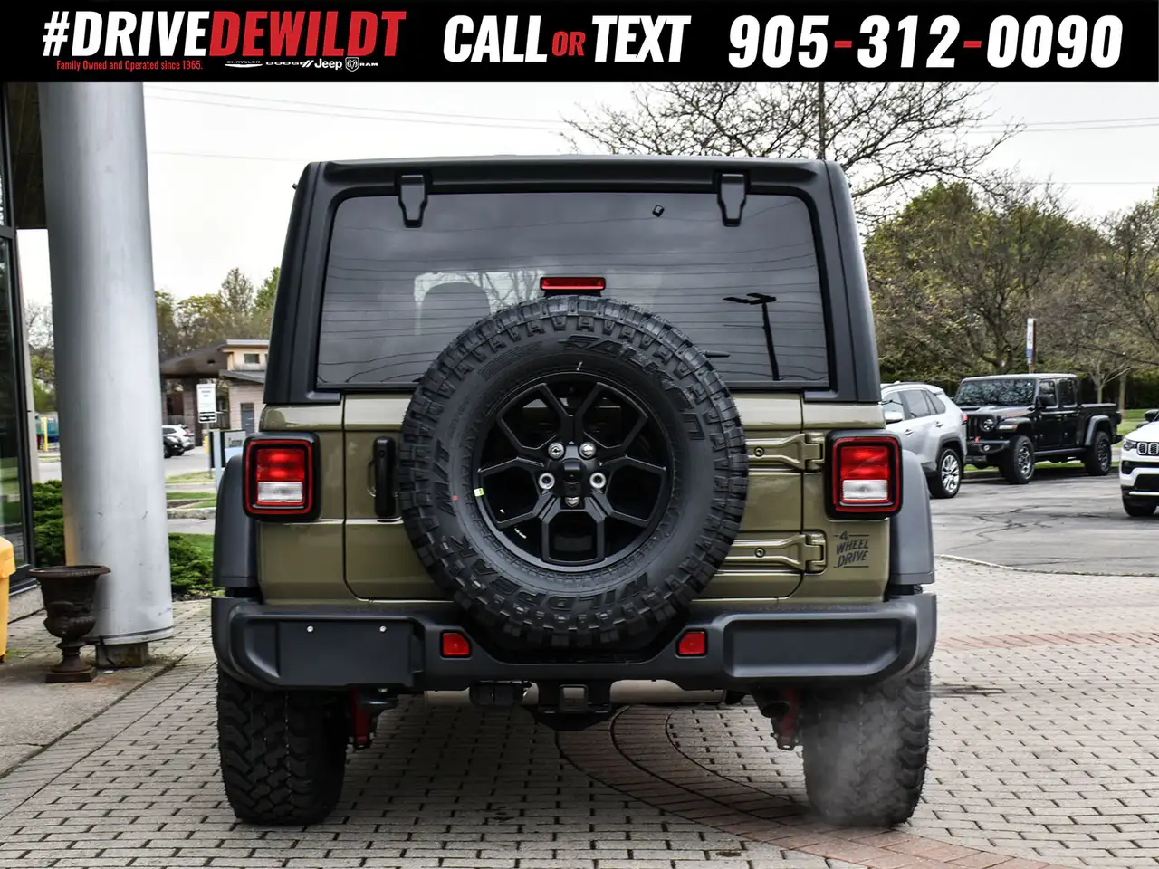 Jeep Wrangler снимка Jeep Wrangler