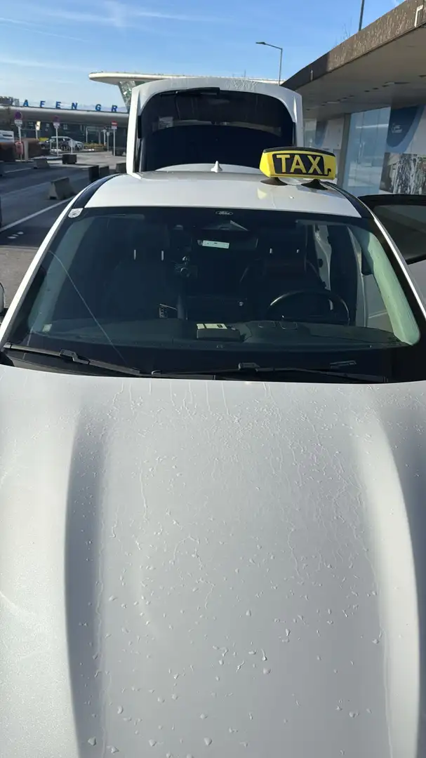 Ford Mustang Mach-E Elektro 88kWh Extended Range - 2