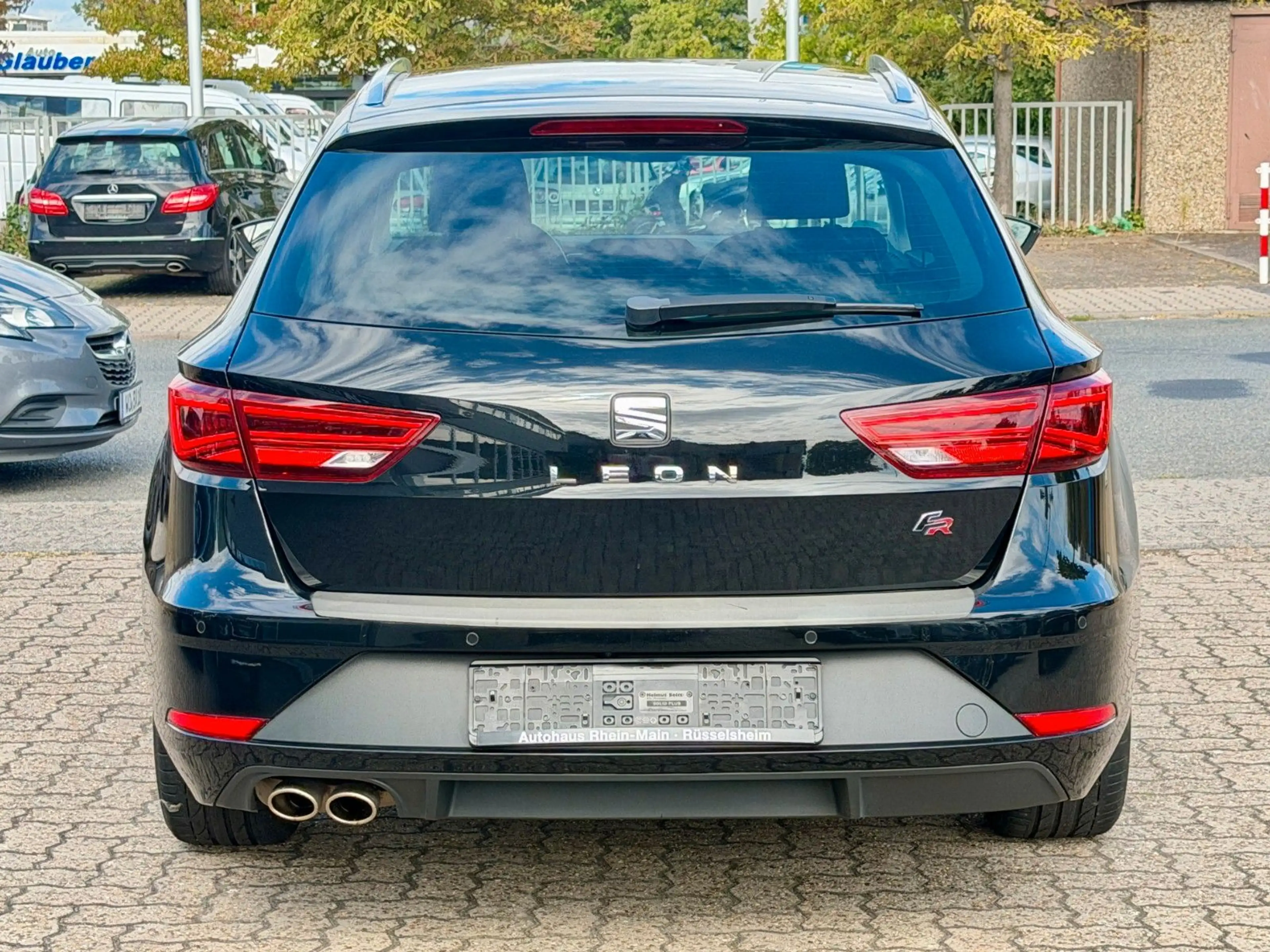 SEAT Leon ST FR*Aut*Nav*Led*Cam*Shz*2.Hand — photo 6