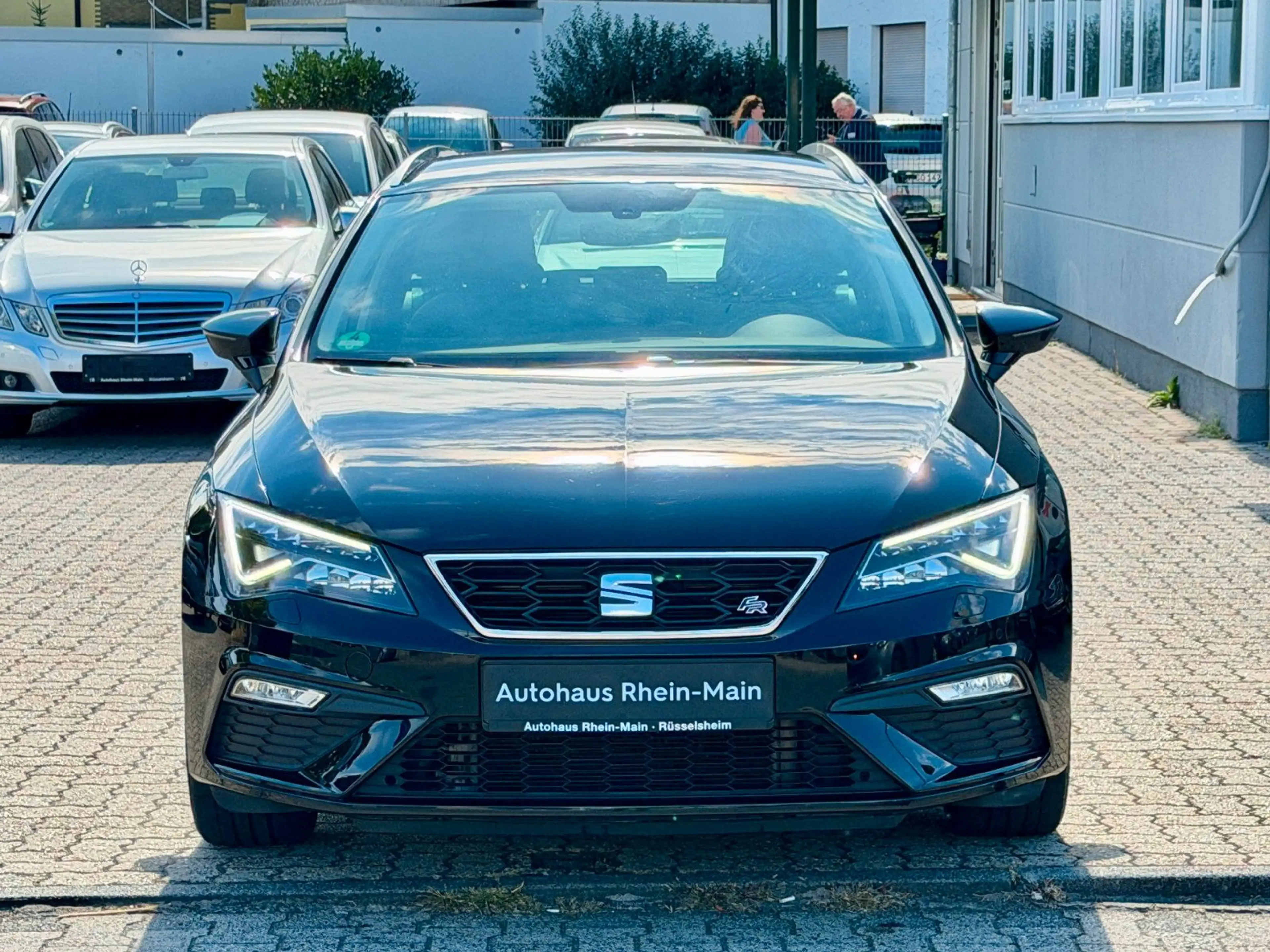 SEAT Leon ST FR*Aut*Nav*Led*Cam*Shz*2.Hand — photo 2