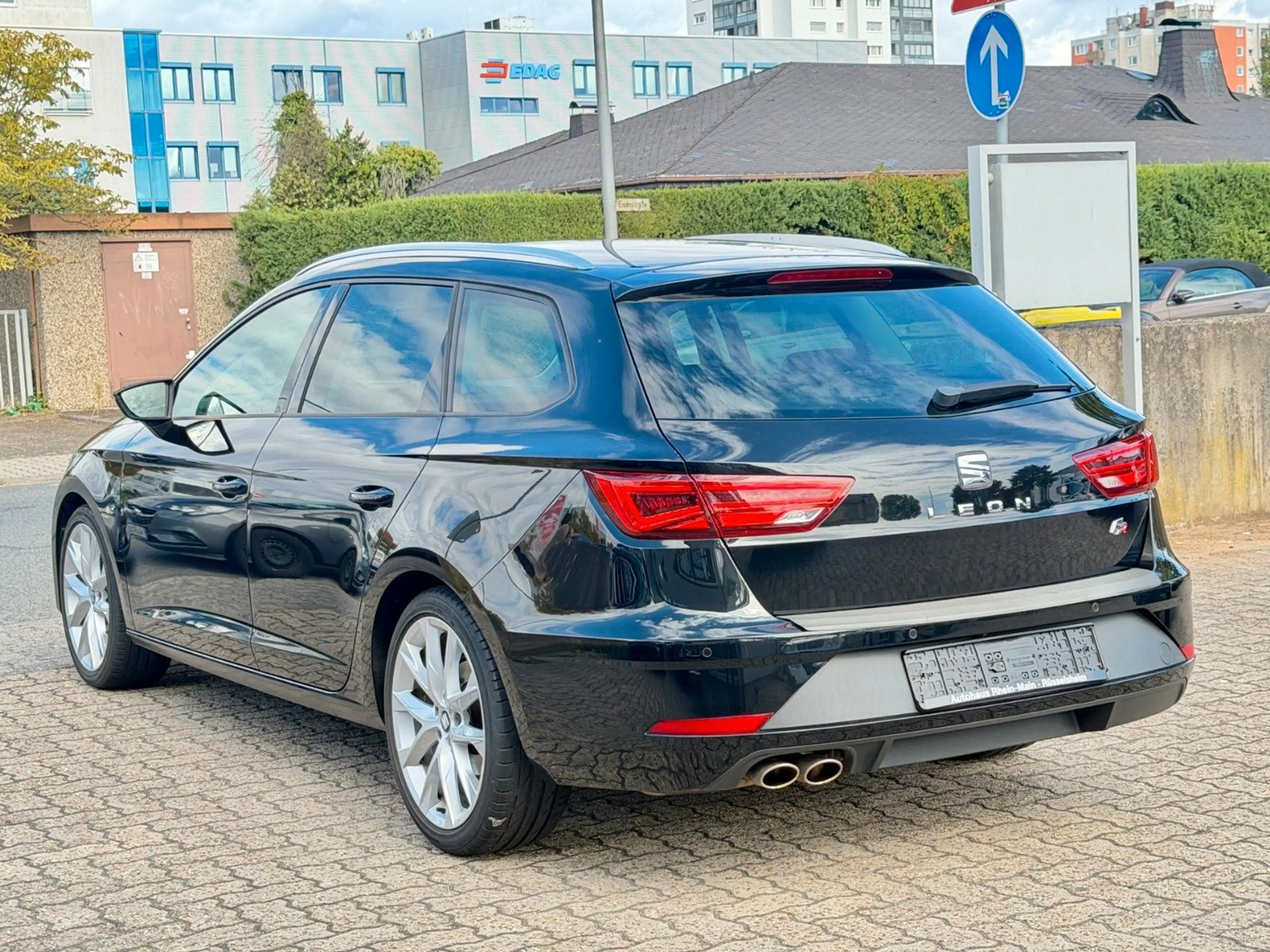 SEAT Leon ST FR*Aut*Nav*Led*Cam*Shz*2.Hand — photo 5