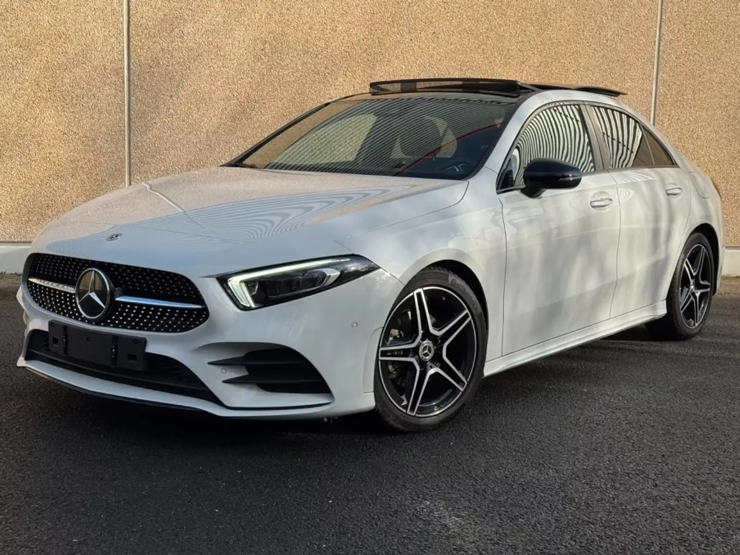 Mercedes-Benz A 200 200d Sedán 8G-DCT Blanco - 1