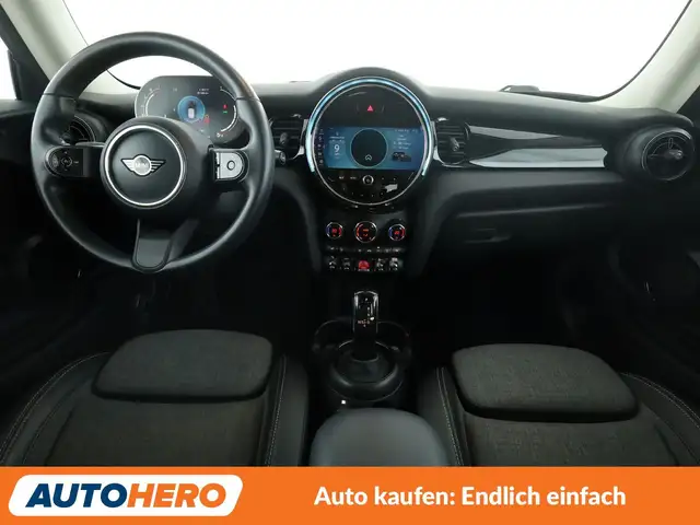 MINI Hatch view 12