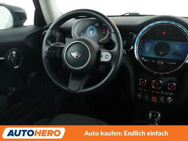 MINI Hatch view 13