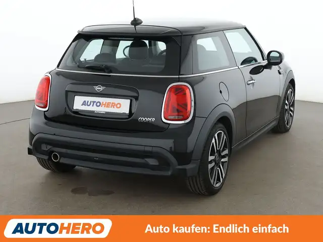 MINI Hatch view 6