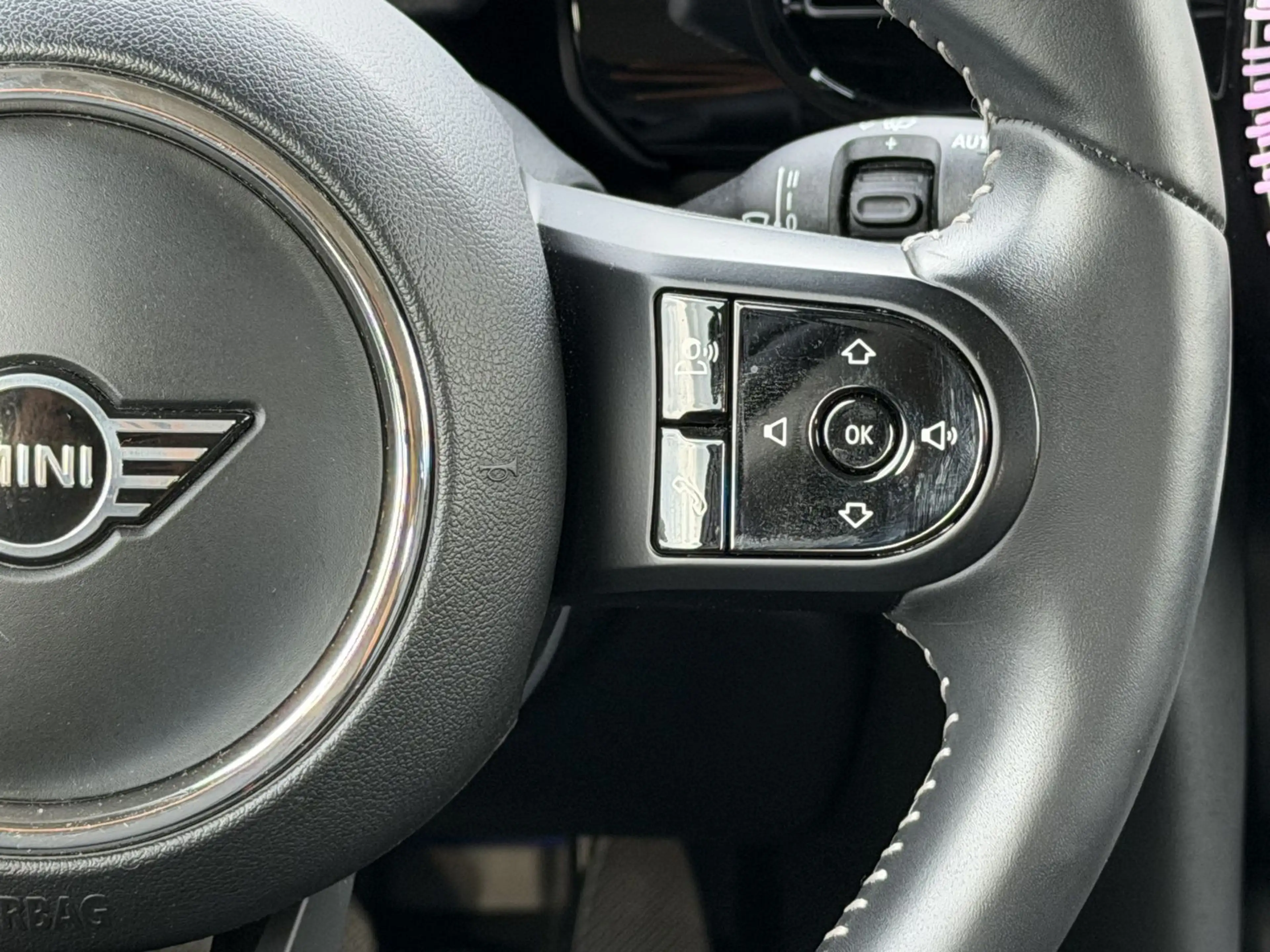 MINI One Classic Trim Navi|LED|Mini connected|PDC|SHZ — photo 13
