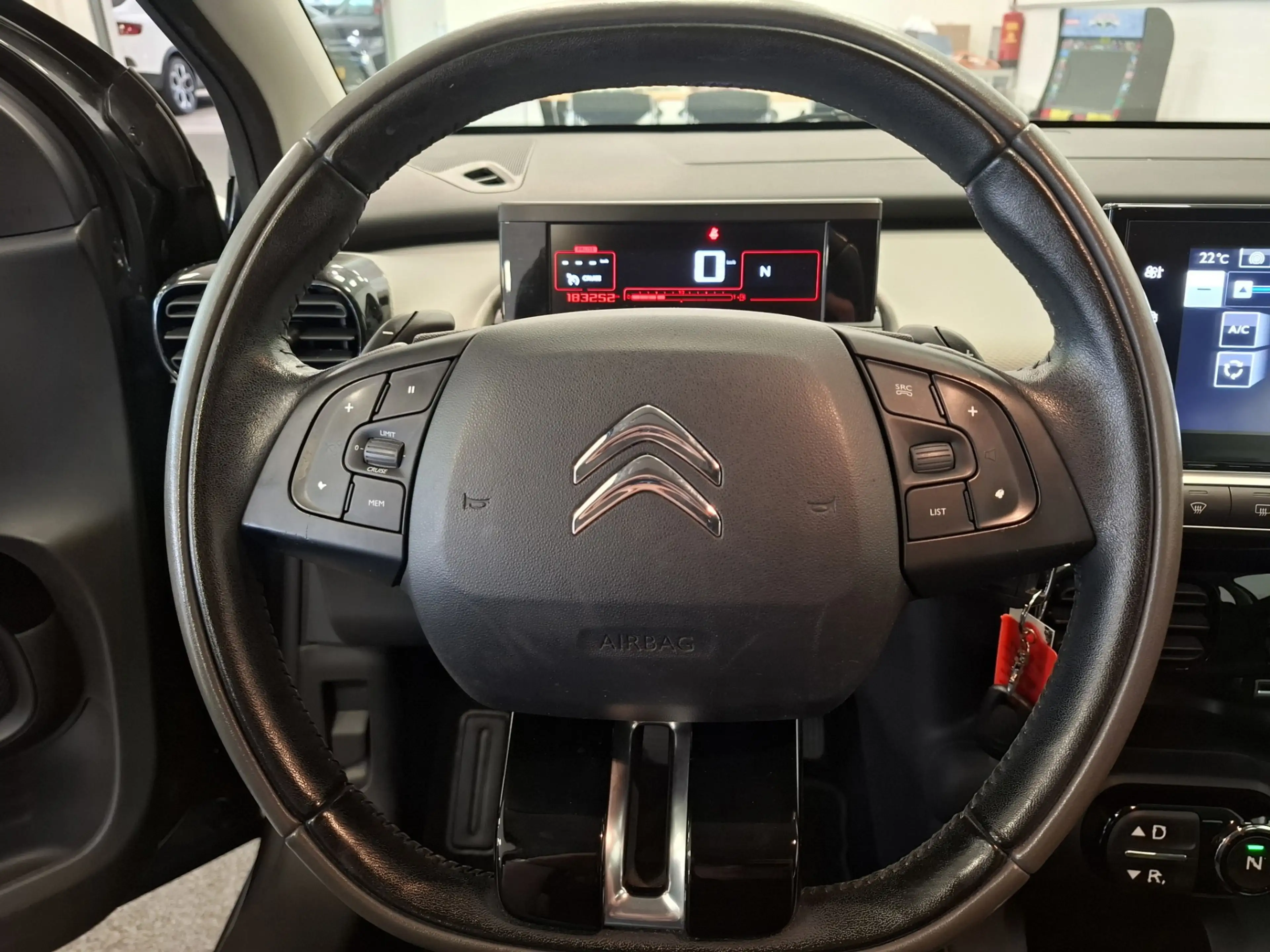 Citroen C4 Cactus 1.2 PureTech Feel Navigatie PDC Allseason — photo 10