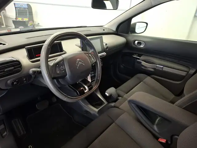 Citroen C4 Cactus view 9