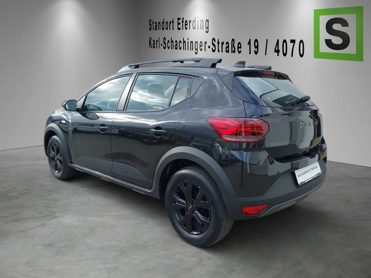 Dacia Sandero SANDERO Stepway Extreme+ TCe 90 Schwarz - 2