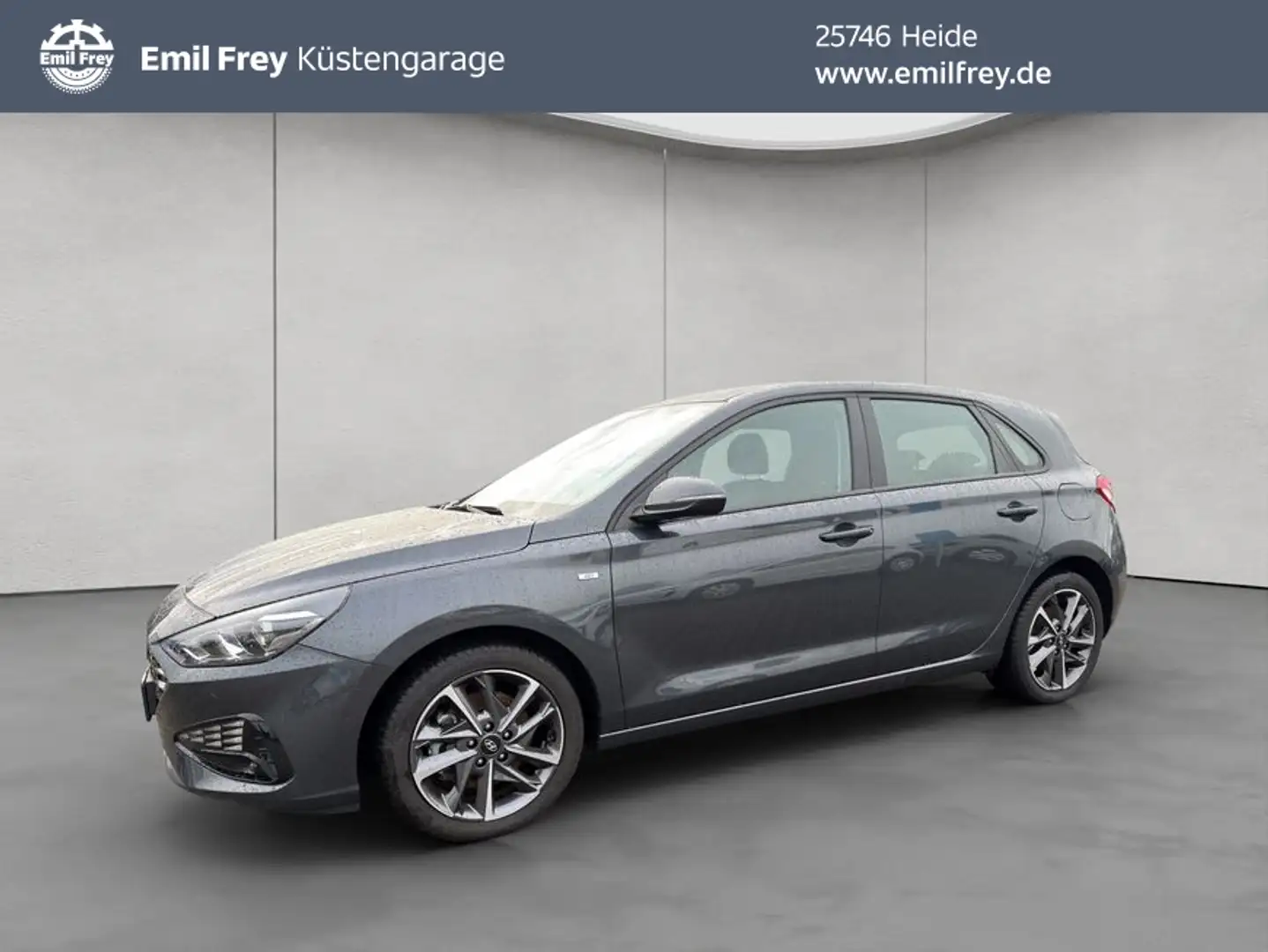 Hyundai i30 1.0 T-GDI Pure 48v-Hybdrid Trend GJR LED Zwart - 1