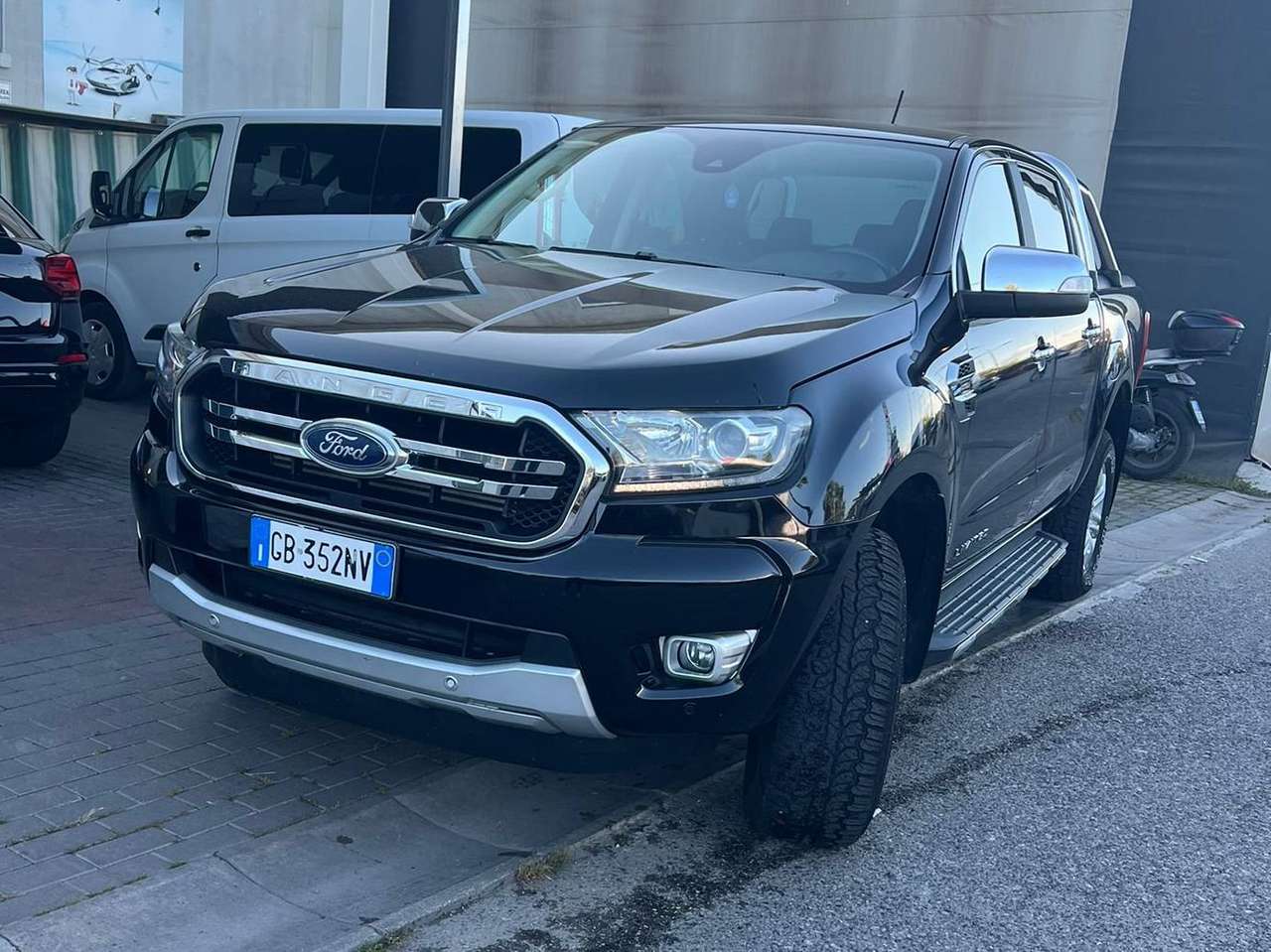Ford Ranger Ranger 2.0 tdci double cab Limited 170cv auto