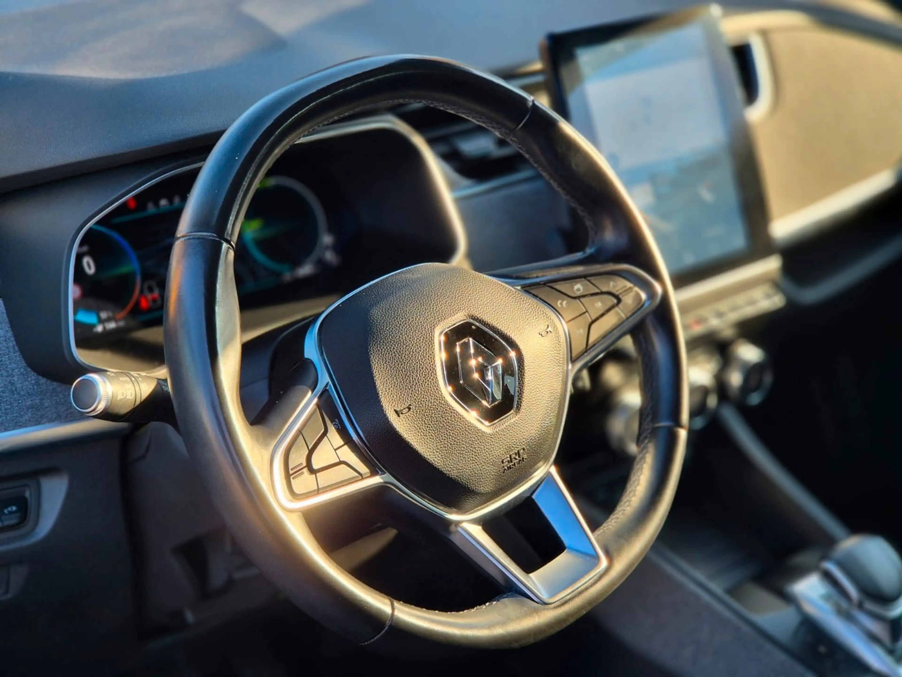 Renault ZOE Intens Kaufakku CCS|9,3"|Winter|GJ-Reifen — photo 10