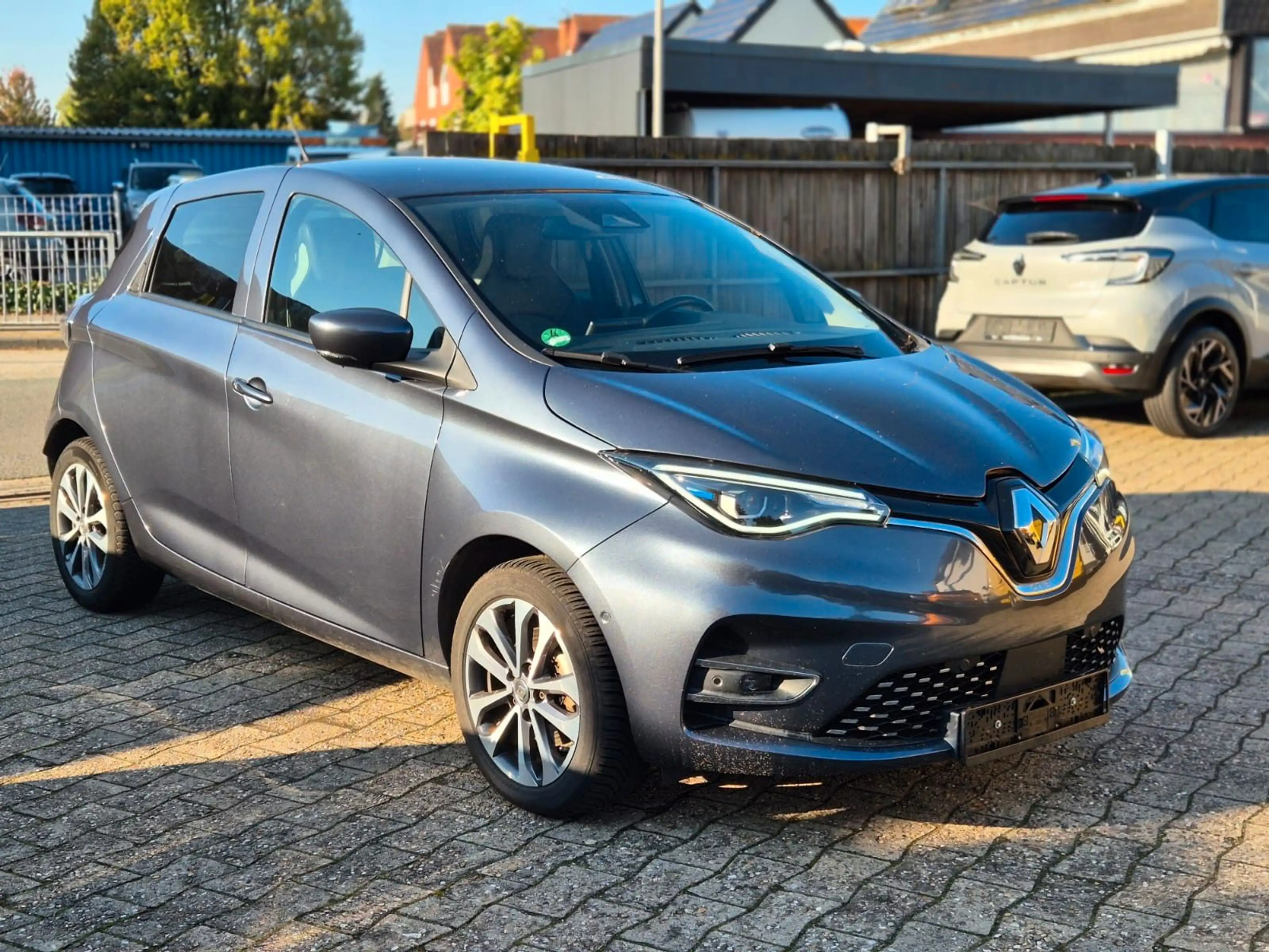 Renault ZOE Intens Kaufakku CCS|9,3"|Winter|GJ-Reifen