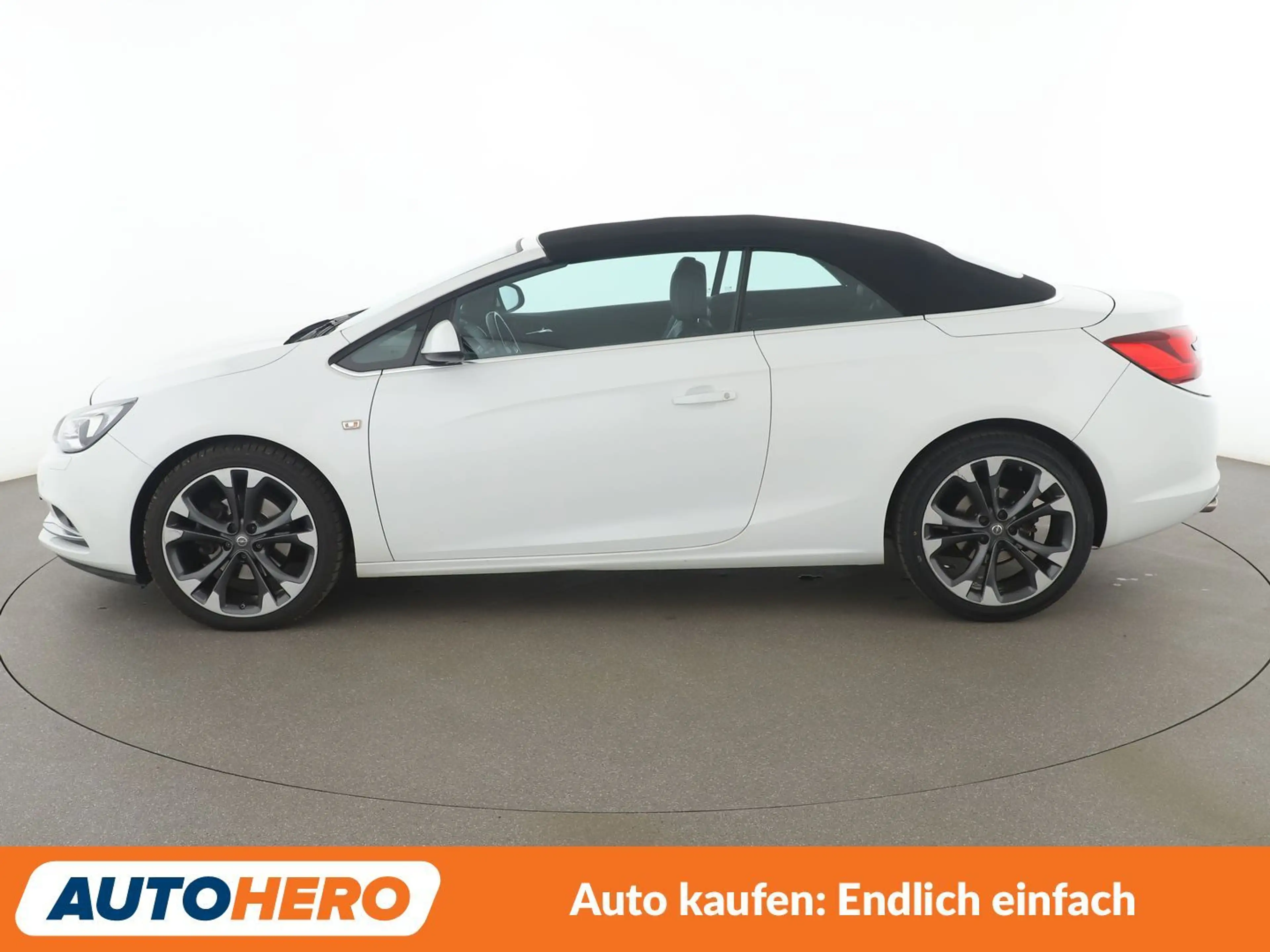 Opel Cascada 1.6 SIDI Turbo Innovation ecoFlex*XENON*NAVI*TEMPO — photo 3