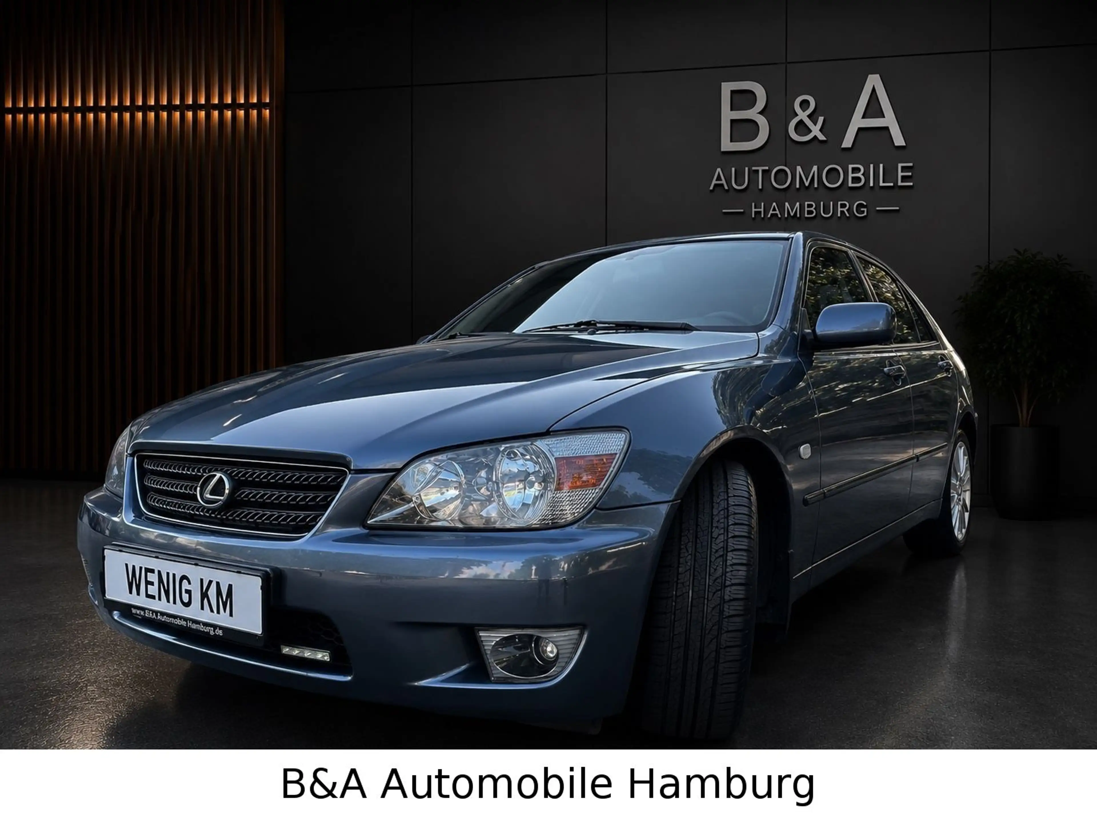 Lexus IS 200 Automatik 1 Hand+Wenig Km+Scheckheft — photo 2