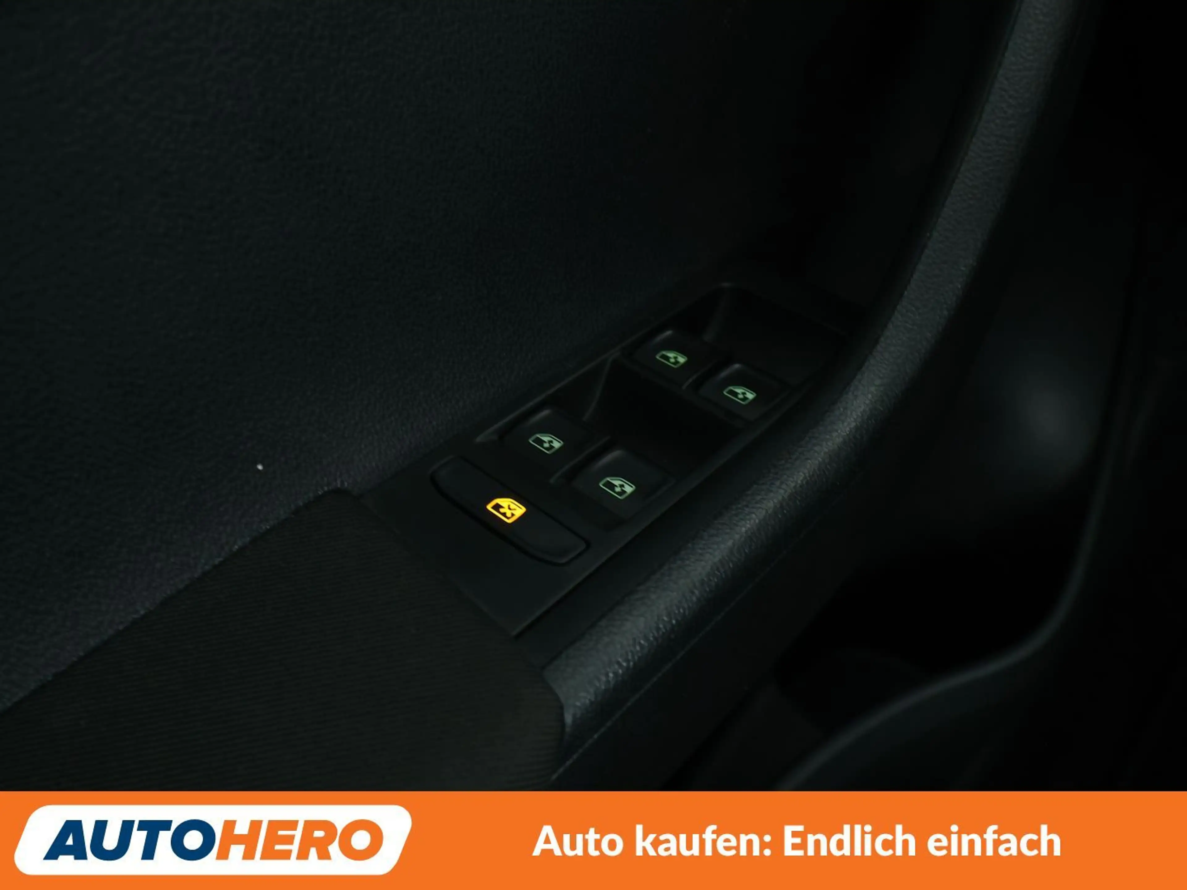 Skoda Fabia 1.0 MPI Clever*APP*TEMPO*PDC* — photo 26