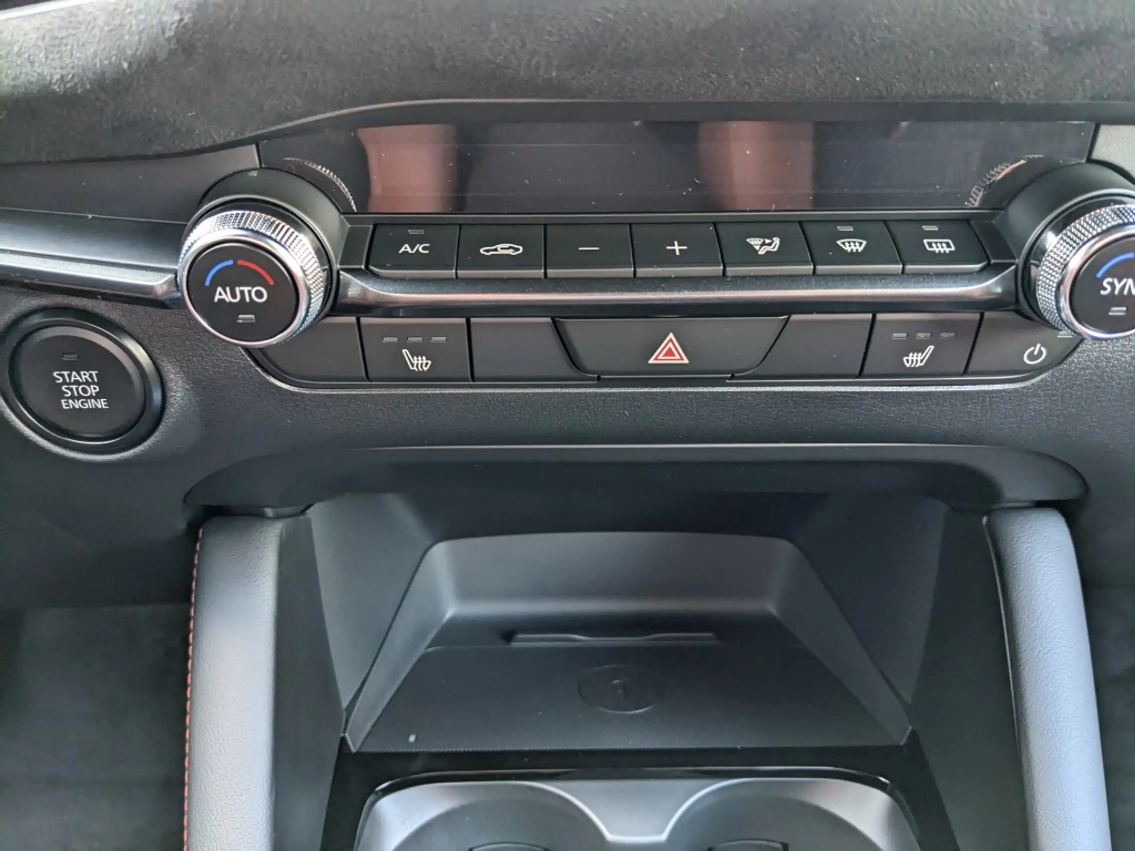 Mazda 3 5-Türer 2.5l (140PS) Nagisa Teilleder Bose Navi 20 — photo 6