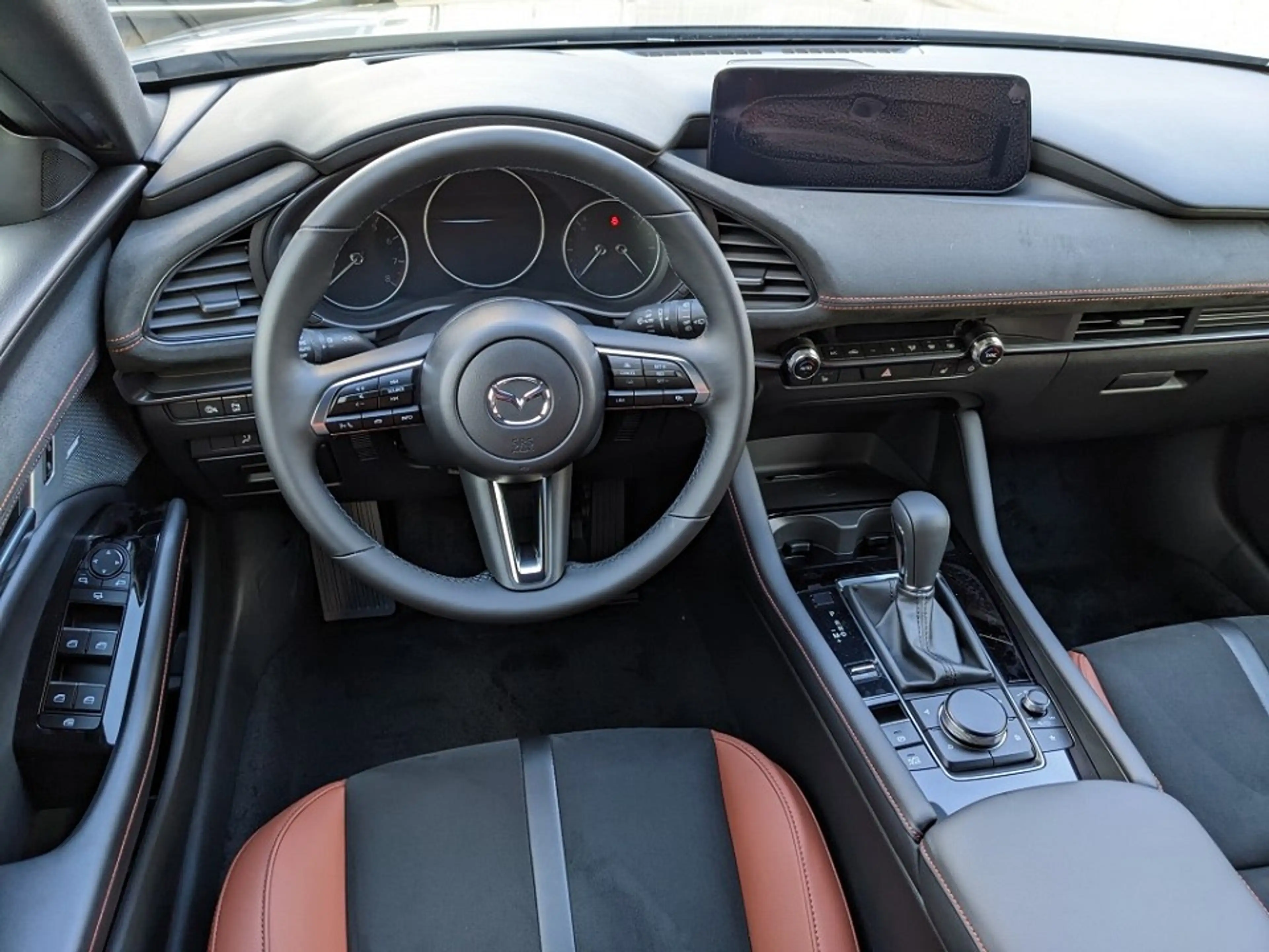 Mazda 3 5-Türer 2.5l (140PS) Nagisa Teilleder Bose Navi 20 — photo 4