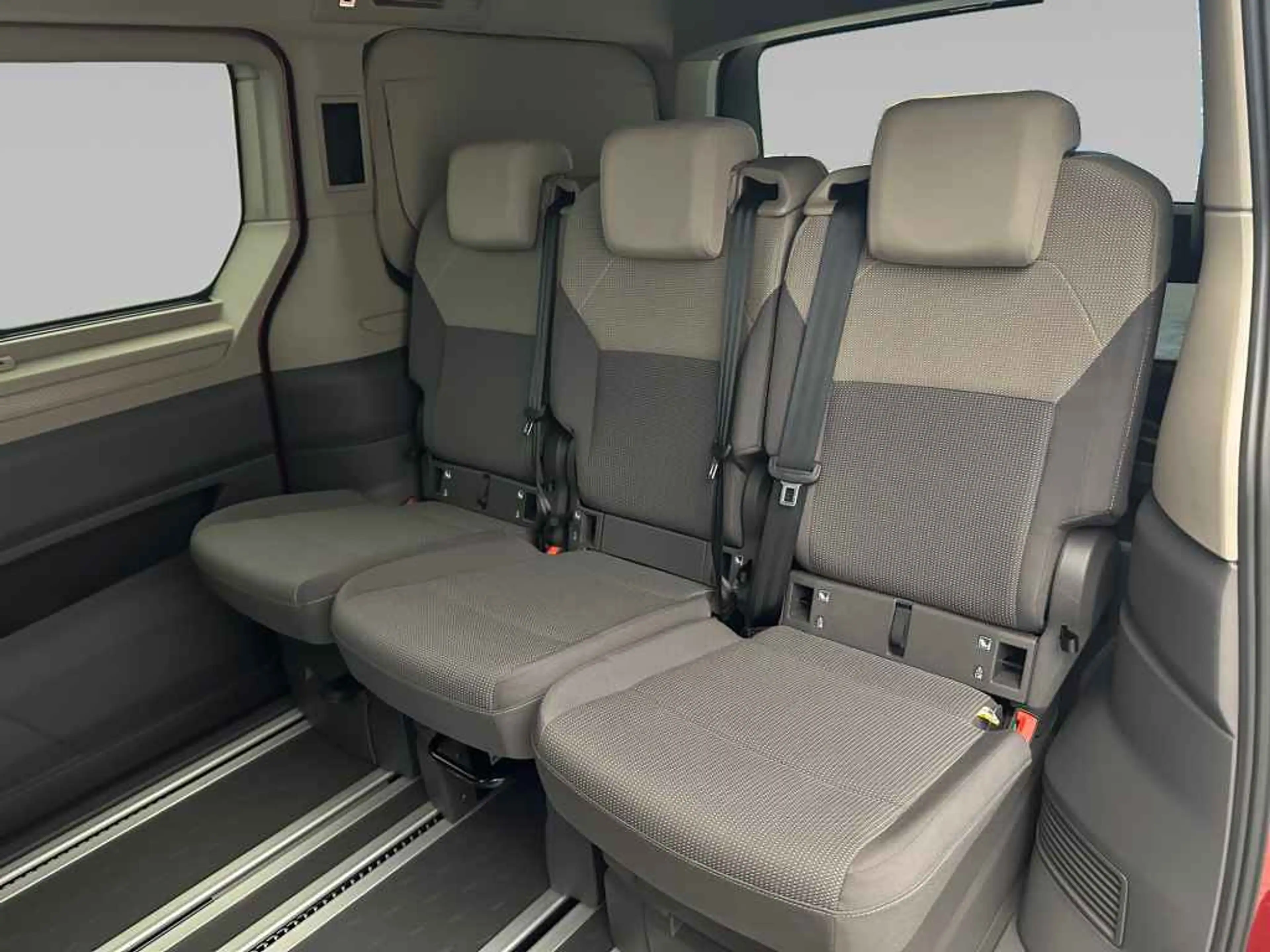 Volkswagen T7 California Beach Tour TSI DSG *STDHZ*MATRIX* — photo 13