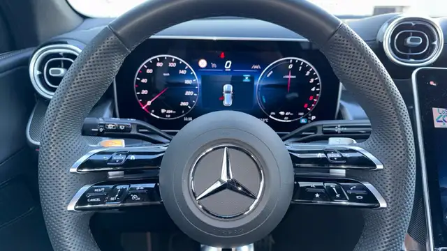 Mercedes-Benz 300 view 9