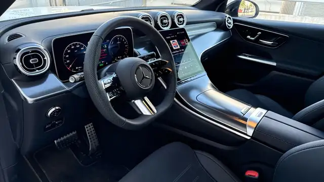 Mercedes-Benz 300 view 6