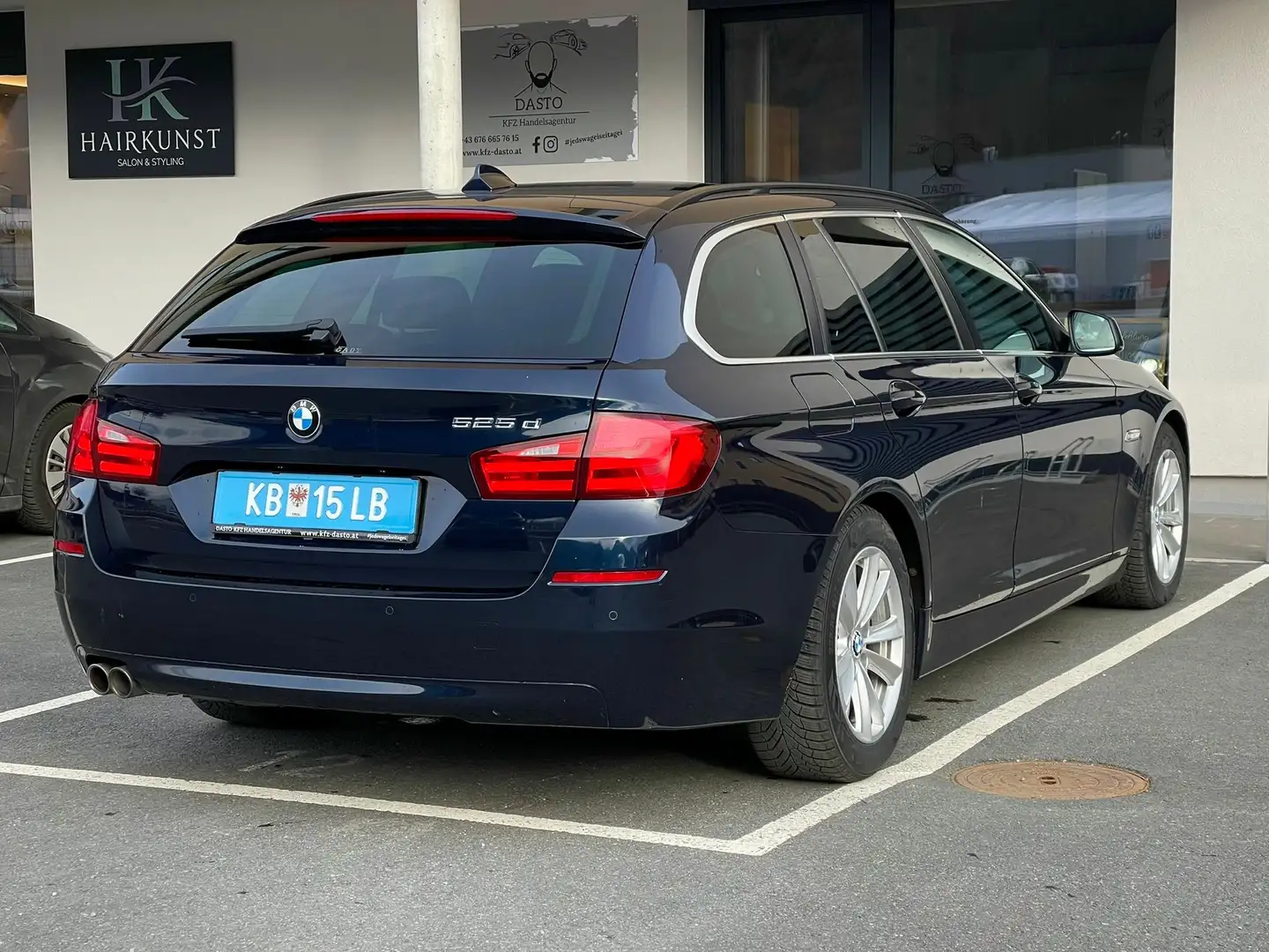 BMW 525 F11 /// N57 TRIEBWERK /// 6 ZYLINDER /// M Fahrwe Blau - 2