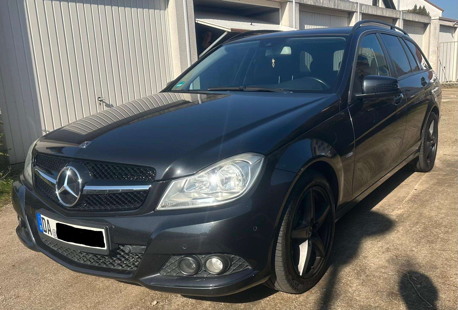 Second hand Mercedes Benz C-Class 