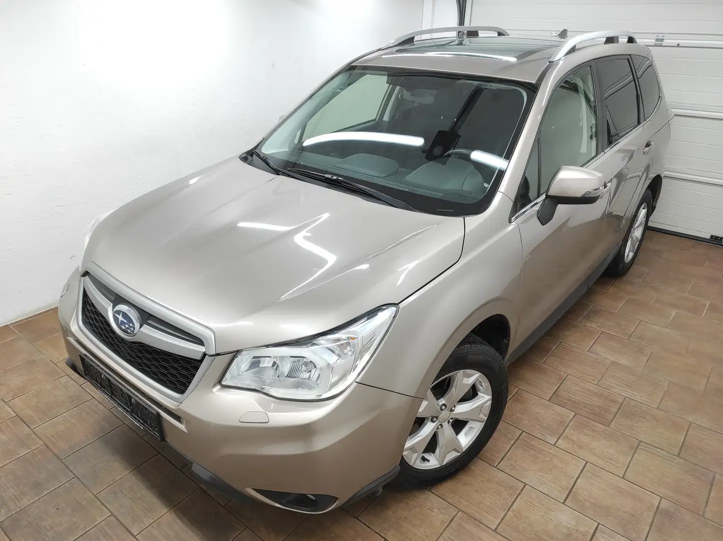 Subaru Forester 2.0 D AUTOMATIK ALLRAD 4X4  XENON KLIMA EURO-6 AHK Argent - 2