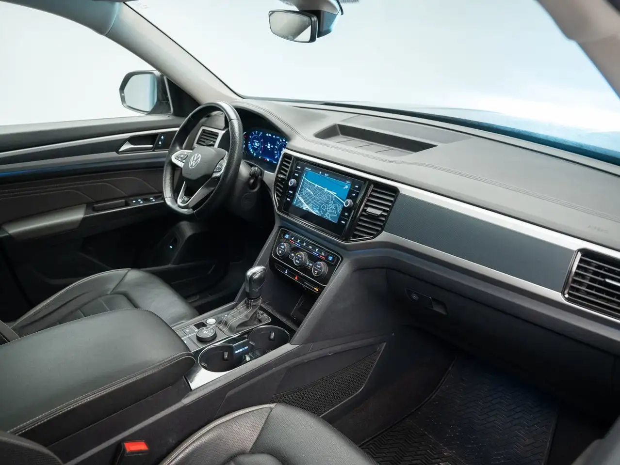 Volkswagen Atlas снимка Volkswagen Atlas